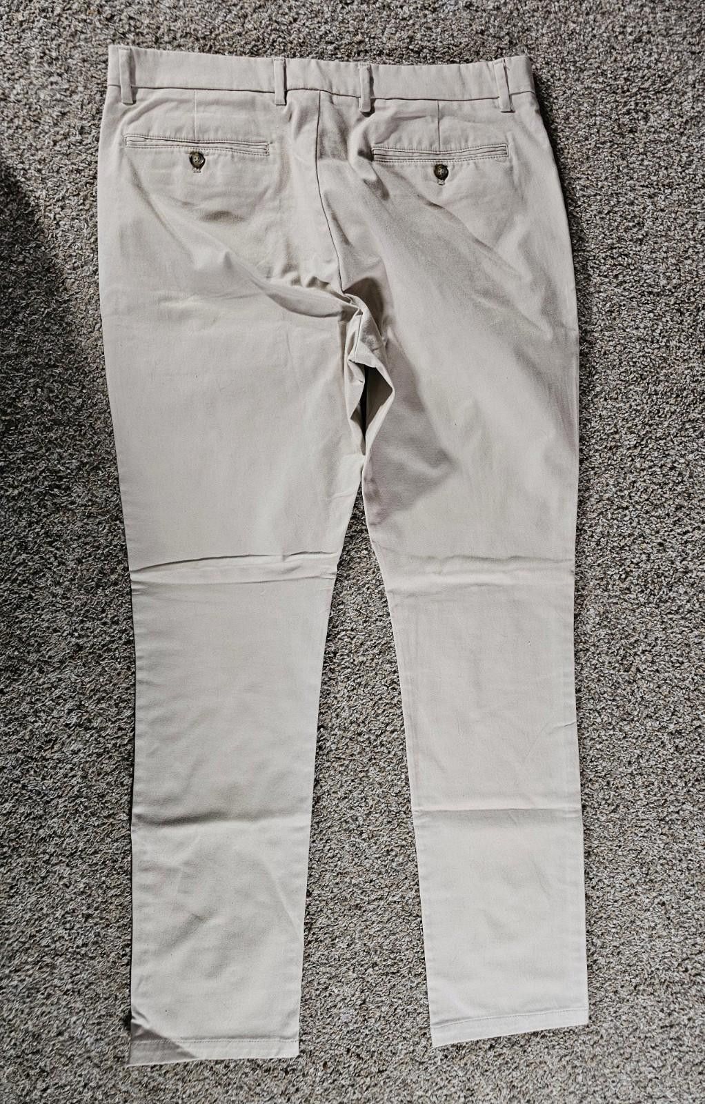 Old Navy Old Navy Ultimate Skinny Built n Flex 36x34(33) Stones Throw Size US 36 / EU 52 - 8 Thumbnail