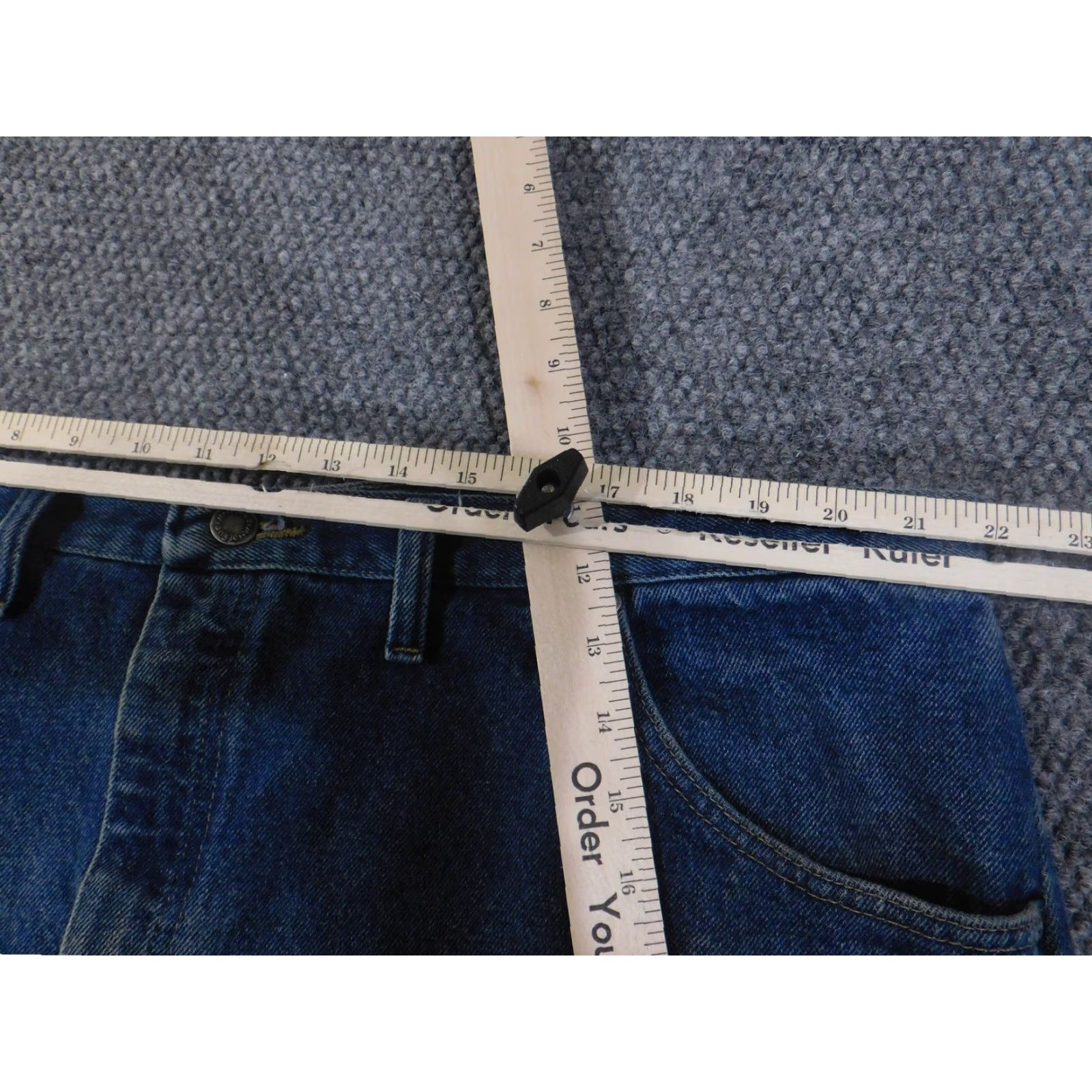Wrangler VINTAGE Wrangler Jeans Mens 44x30 Blue Relaxed Fit 9760WDR Classic Denim Workwear Pants Size US 44 / EU 60 - 4 Thumbnail