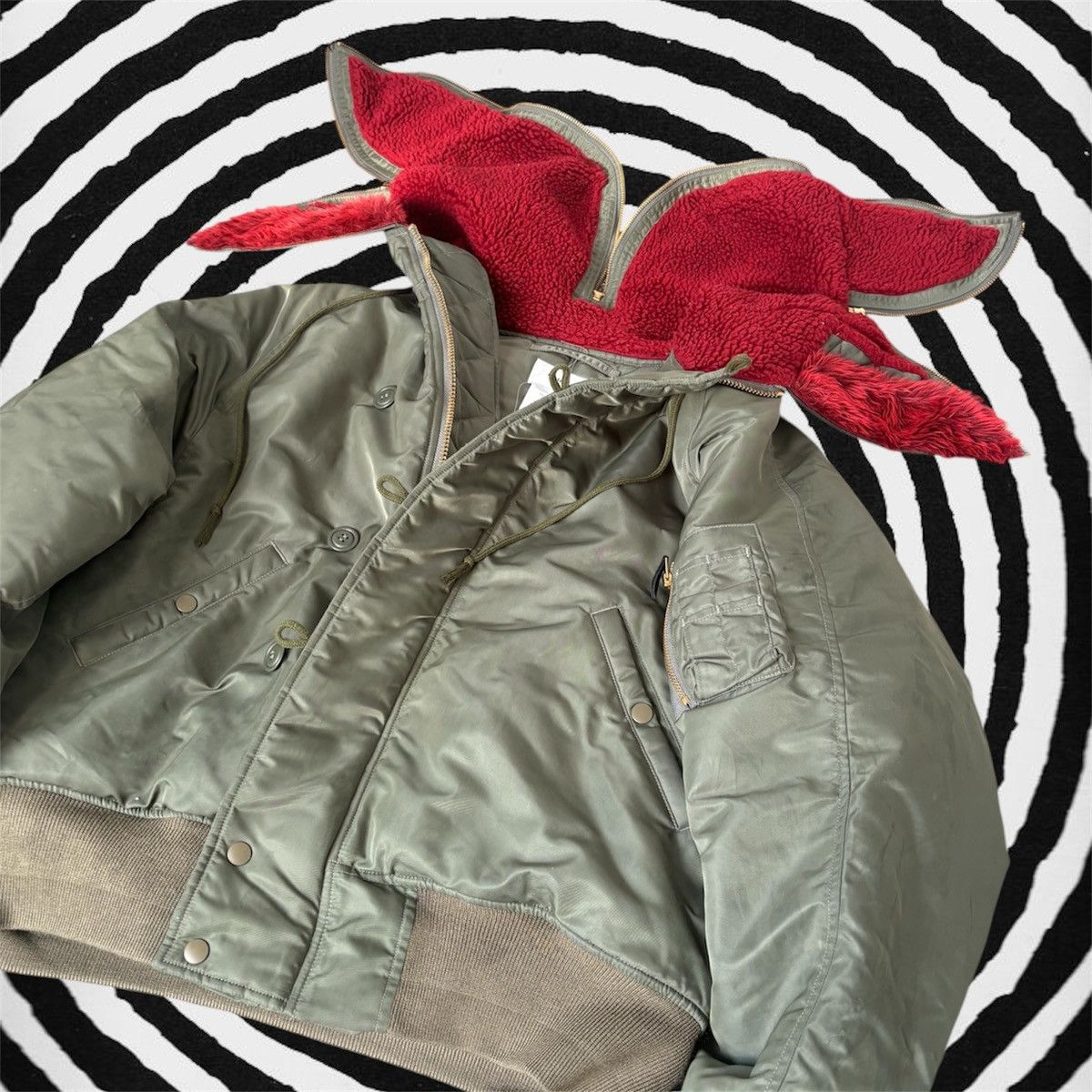 Doublet Doublet Petal Mouth Bomber Size US S / EU 44-46 / 1 - 3 Thumbnail