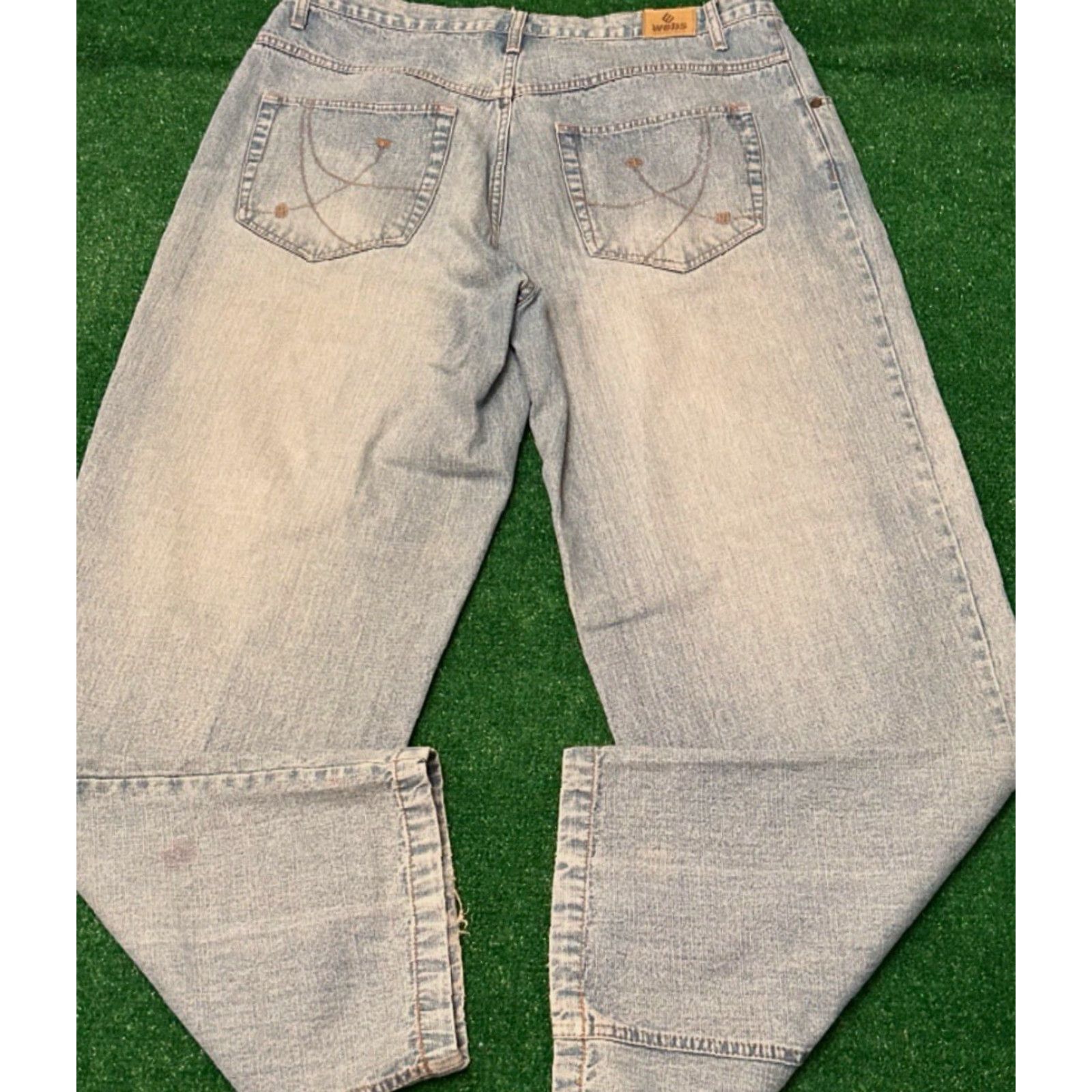 Enyce VINTAGE Enyce Webs Baggy Grunge Jeans VTG Mens Size 40 Light Wash 34 Inseam Denim Relaxed Wide-Leg Skatewear Hip Hop Y2K Webs Baggy Jeans Size US 40 / EU 56 - 2 Thumbnail