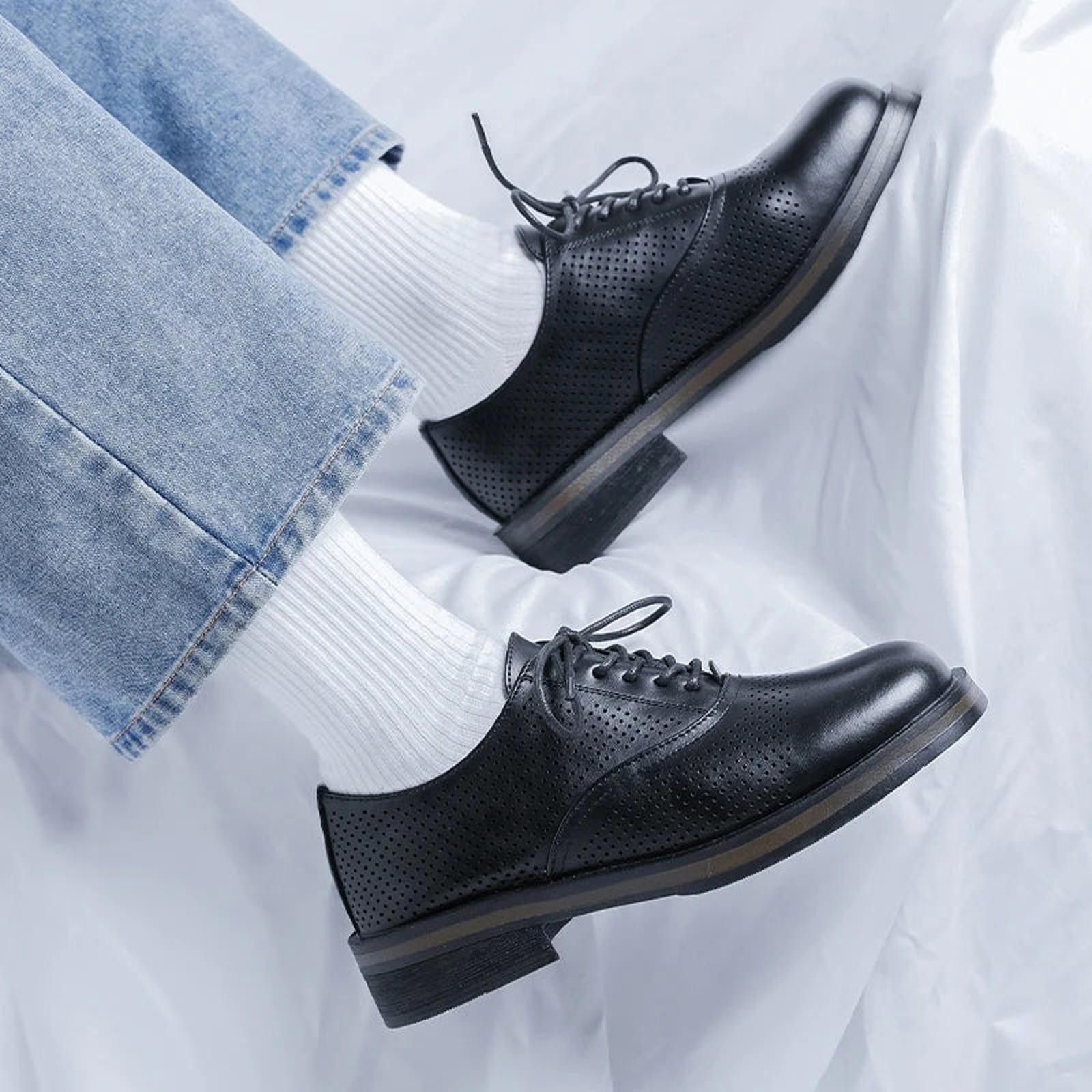 Leather Perforated Derby Shoes Size US 8 / EU 41 - 10 Thumbnail
