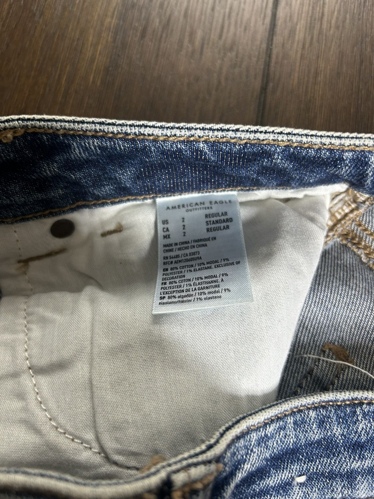 American Eagle Outfitters American Eagle distressed Mom Jeans Size 26" / US 2 / IT 38 - 12 Thumbnail