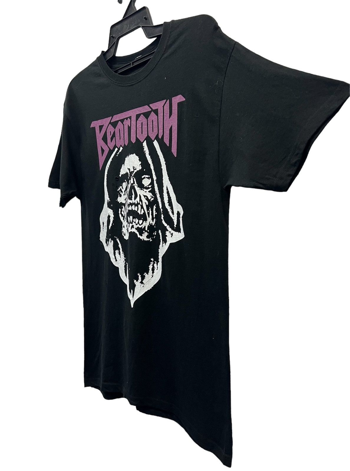 Band Tees REDBULL RECORDS BEARTOOTH SHIRT Size US M / EU 48-50 / 2 - 3 Thumbnail