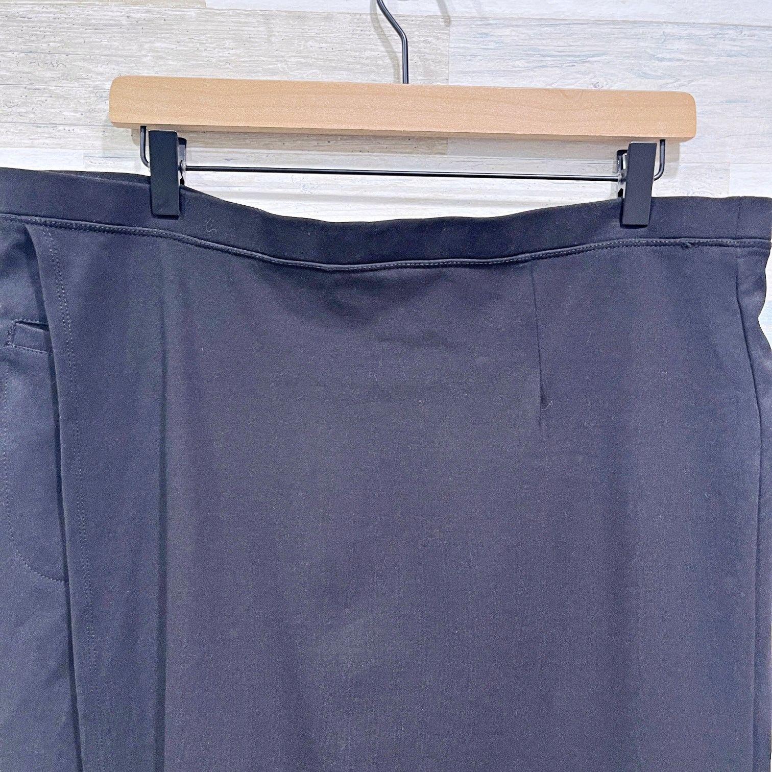 Betabrand Betabrand Sassiest Skirt Overlay Ponte Crop Pants Black XXL Size 42" / US 20 - 5 Thumbnail