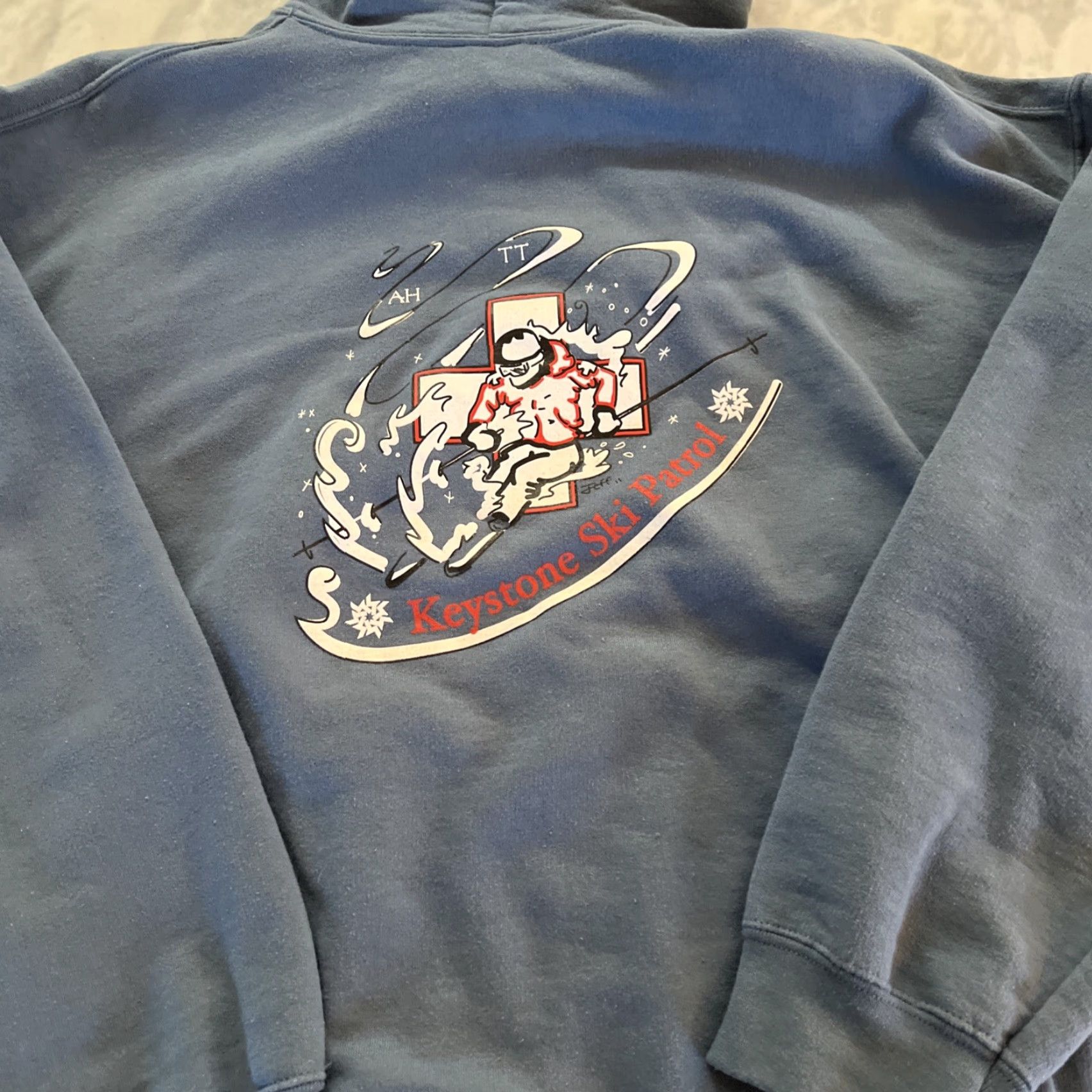 Gildan Keystone Ski Patrol Hoodie Sweatshirt Men’s Large Blue Pocket Graphics Dbl Side Size US L / EU 52-54 / 3 - 4 Thumbnail