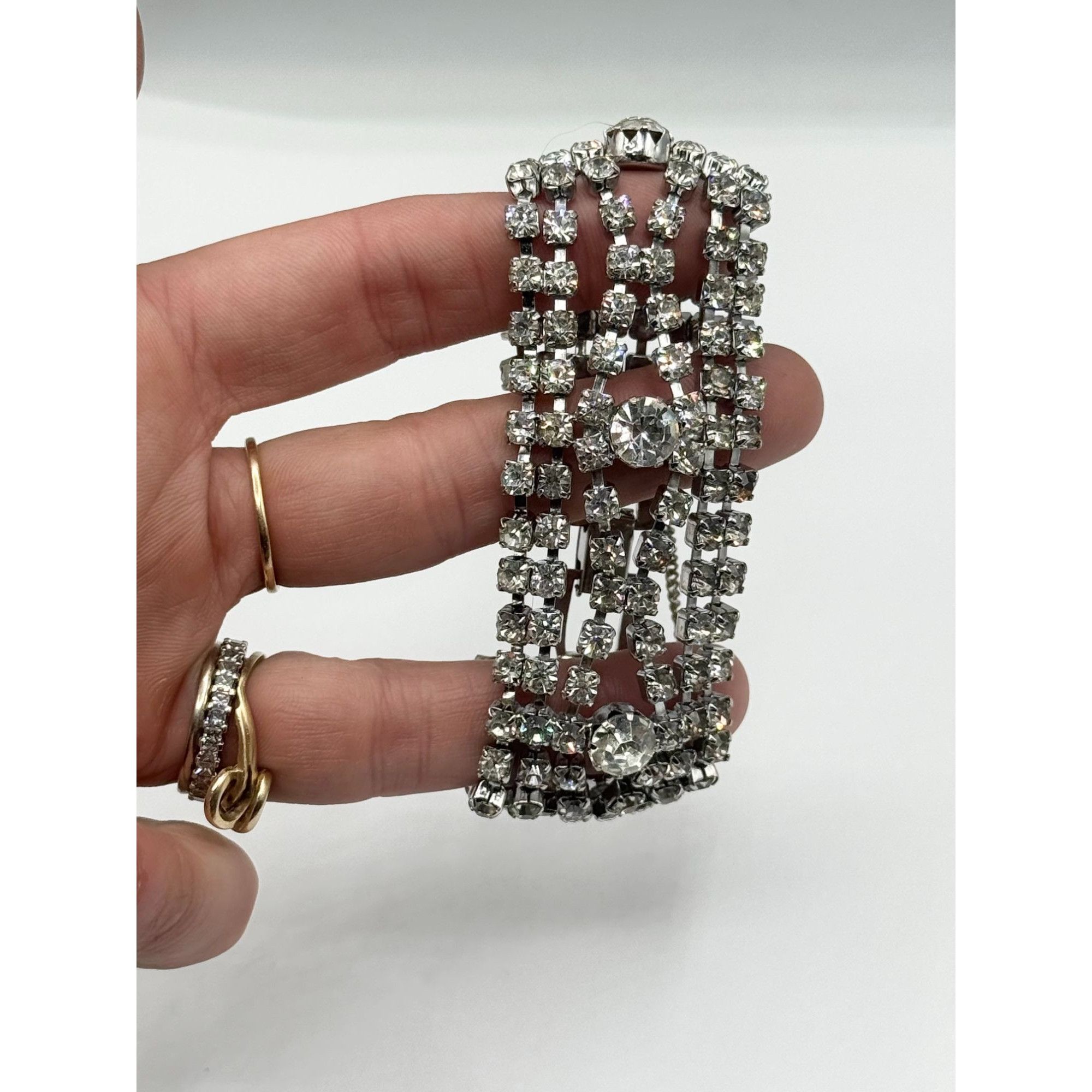 Vintage Vintage Oversized Wide Glass Rhinestone Bracelet Hollywood R Size ONE SIZE - 5 Thumbnail