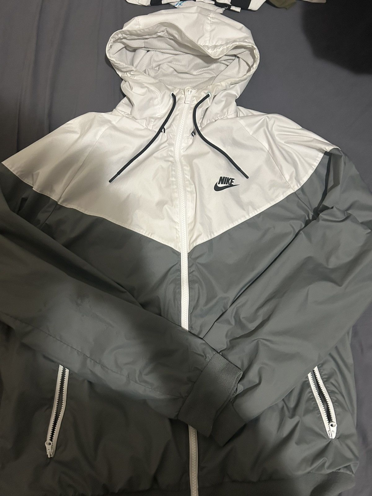 Nike Nike Grey Windbreaker Size US L / EU 52-54 / 3 - 6 Thumbnail