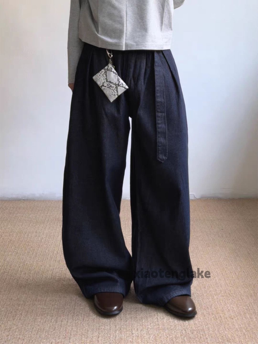 Jean ltx vintage loose baggy wide Leg flared pleated jeans Size US 34 / EU 50 - 5 Thumbnail
