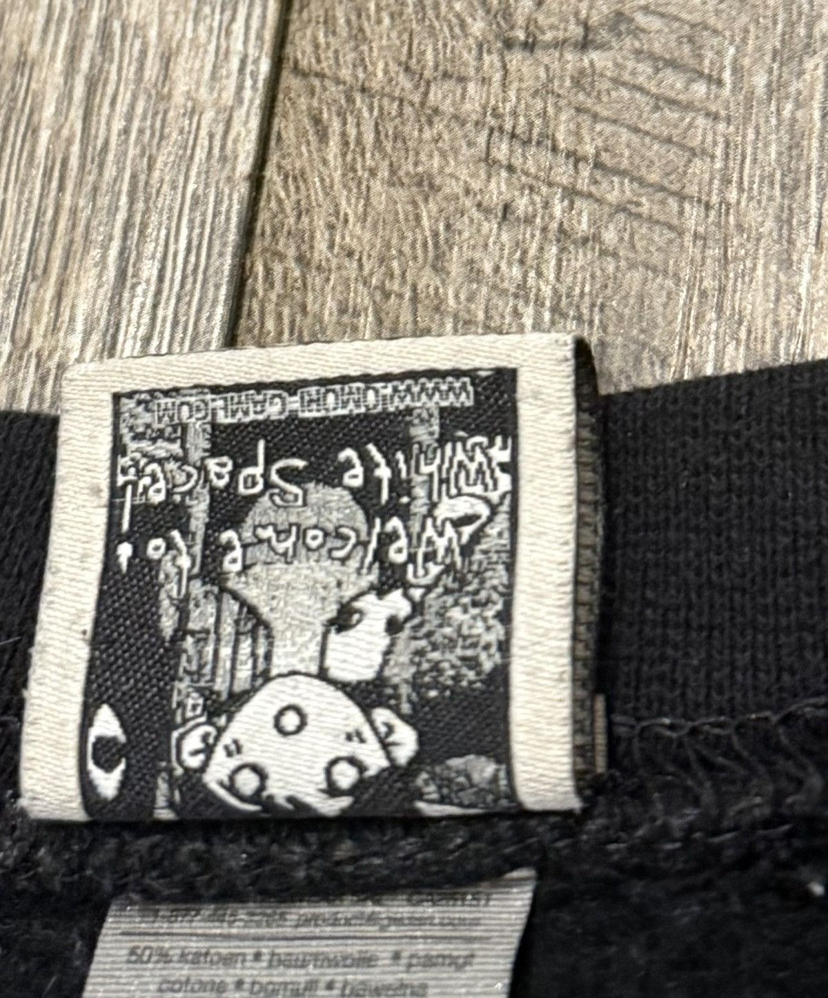 Other OMOCAT OMORI White Space PS4 Manga Anime Crewneck Sweater Size US M / EU 48-50 / 2 - 4 Thumbnail