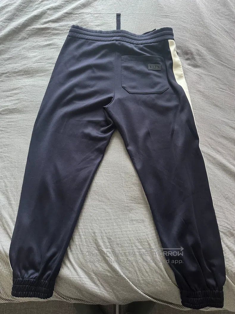 Valentino Valentino Blue sweatpants Size US 30 / EU 46 - 2 Thumbnail