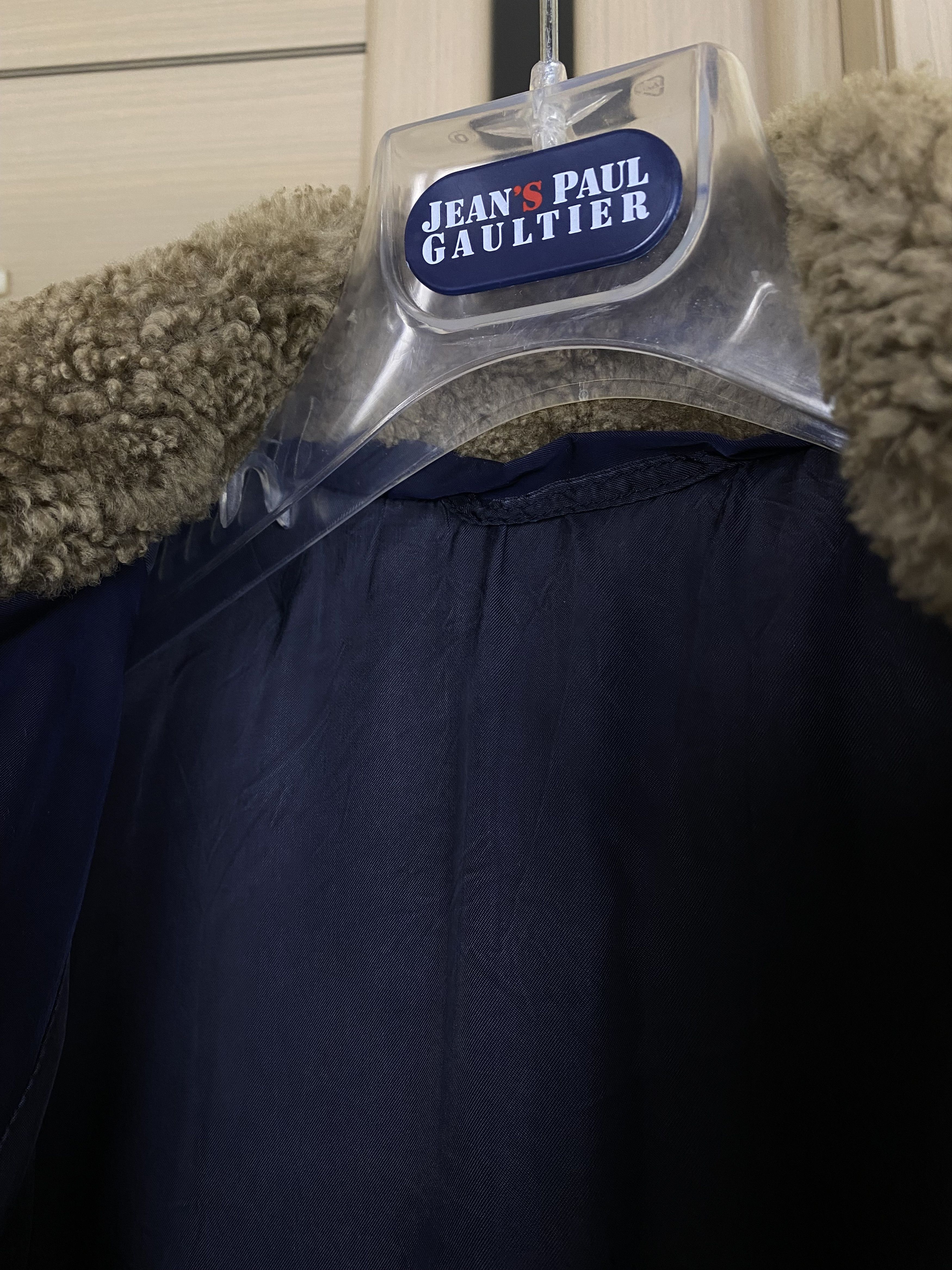 Gucci Rare vintage Gucci navy blue polyamide nylon bomber jacket Size US M / EU 48-50 / 2 - 13 Thumbnail