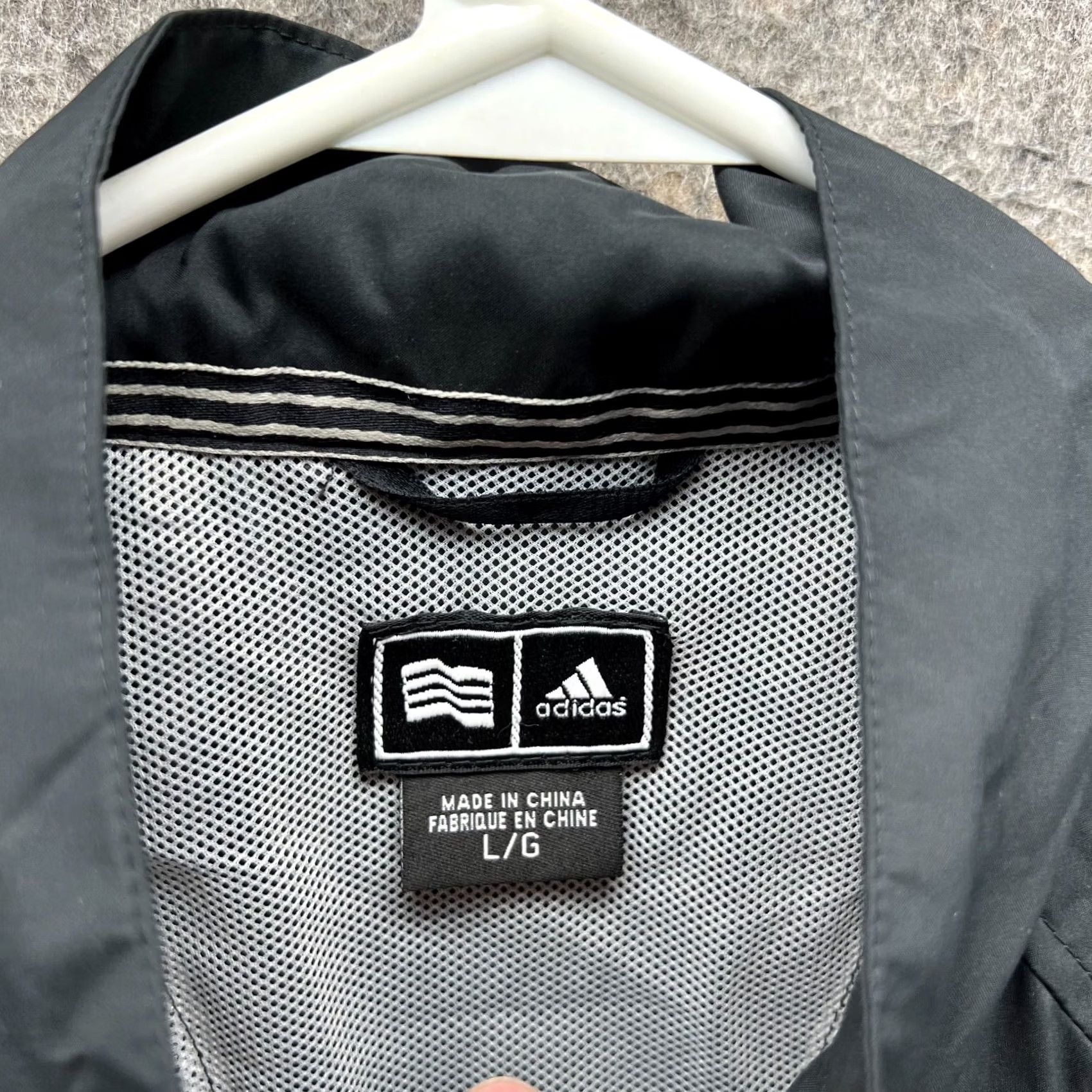 Adidas adidas Jacket Mens L Black Vtg Windbreaker Ahmad Rashad Classic Clima Proof Size US L / EU 52-54 / 3 - 7 Thumbnail