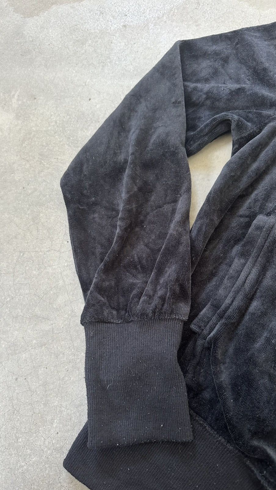 Other VINTAGE BLACK QUEEN SATIN EMBROIDERY HOODIE Size US M / EU 48-50 / 2 - 4 Thumbnail