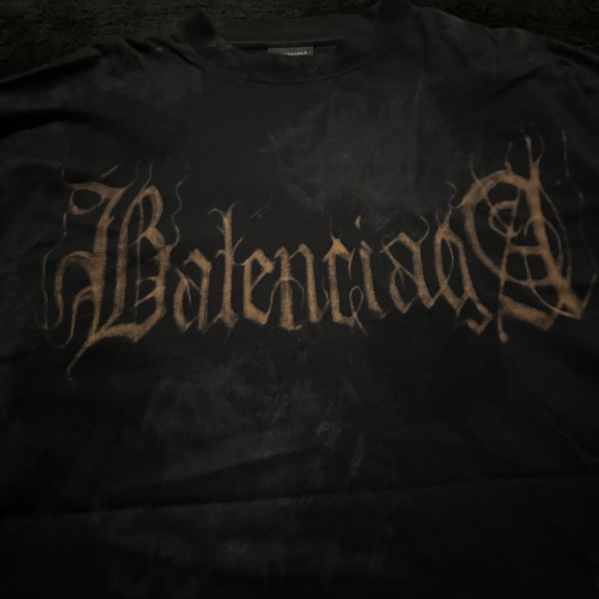 Balenciaga SS23 - Black Muddy Metal Logo Longsleeve Size US L / EU 52-54 / 3 - 3 Thumbnail