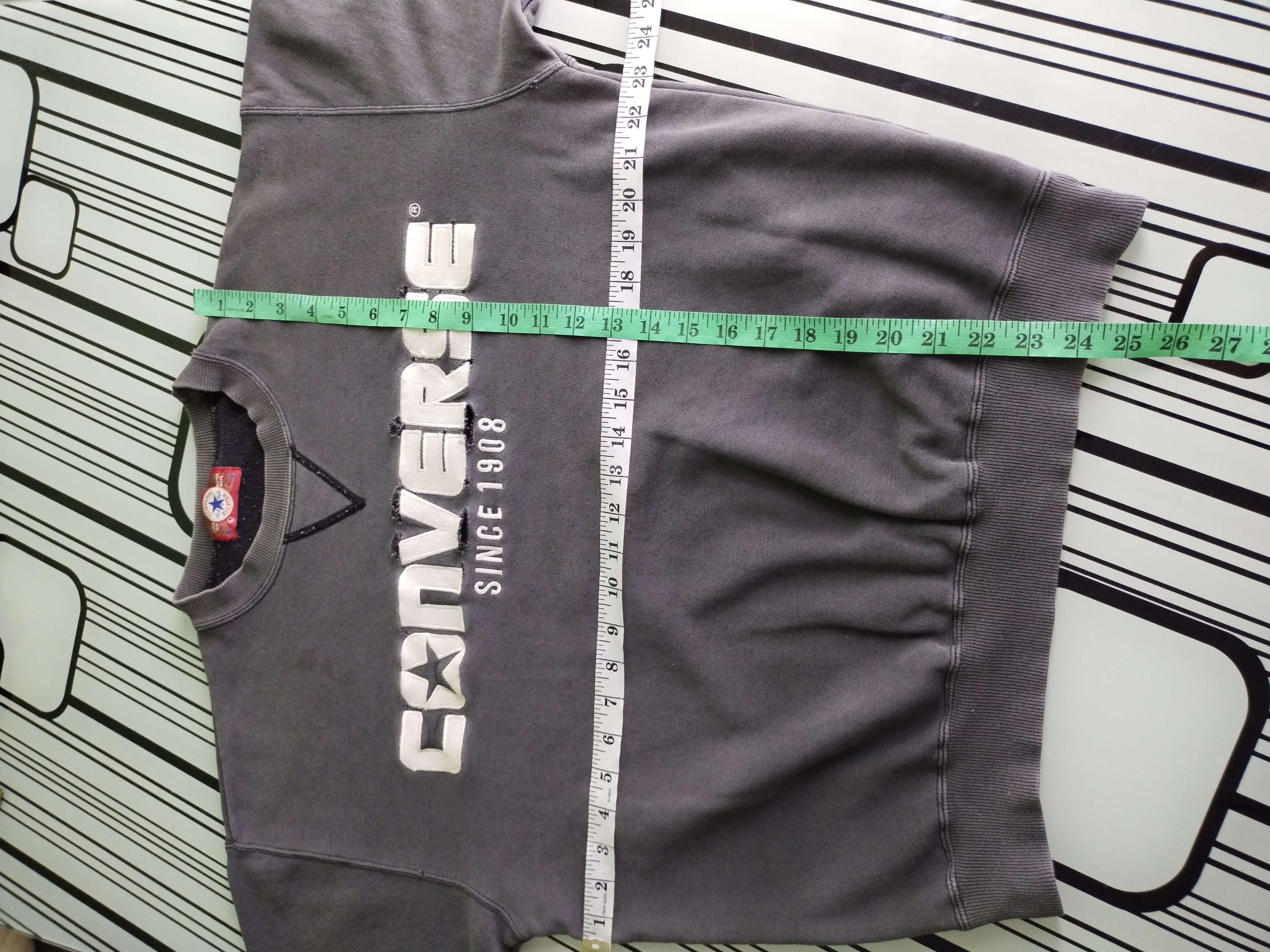 Converse × Vintage Vtg Converse Box Logo Sweatshirt Size US L / EU 52-54 / 3 - 10 Thumbnail
