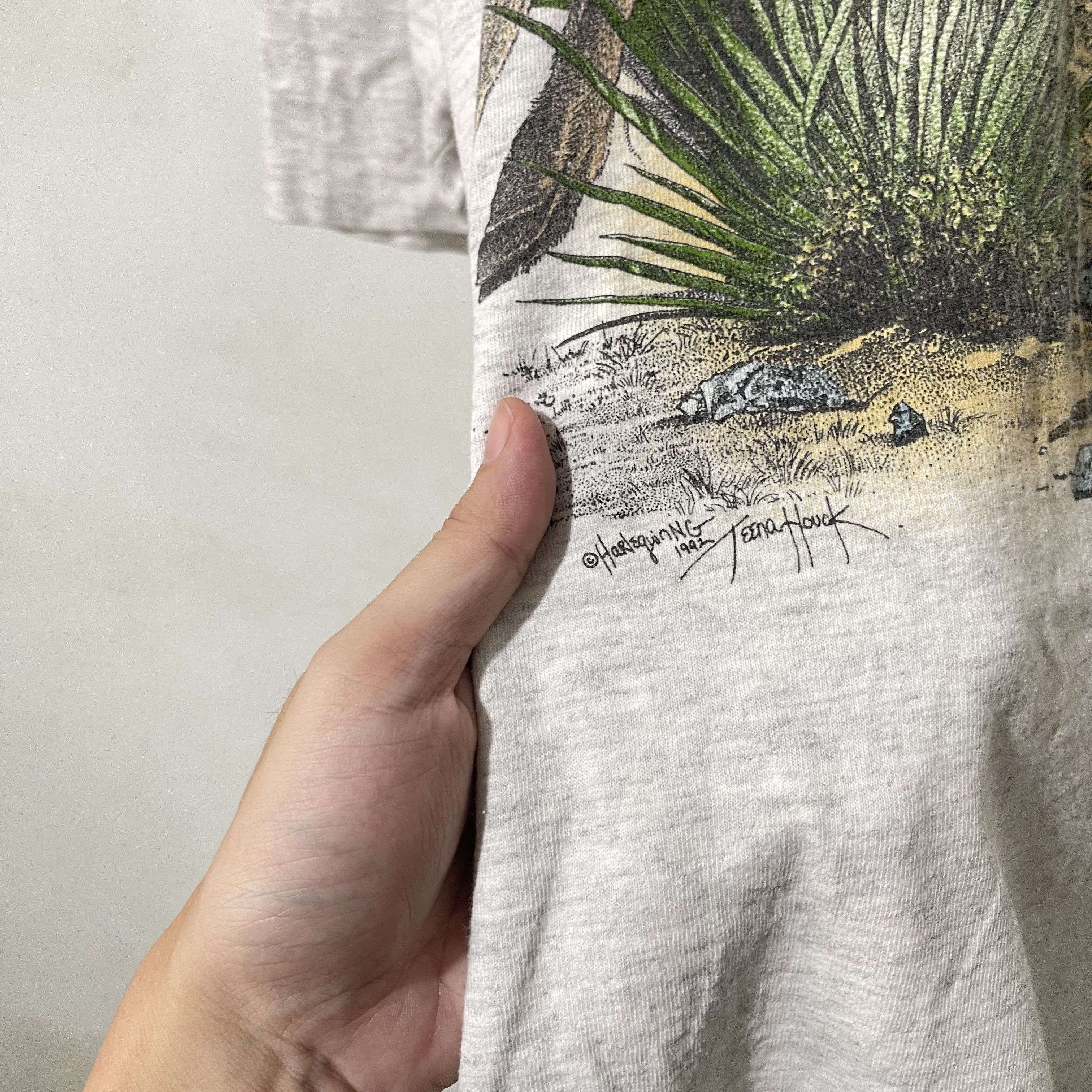 Vintage Vintage 90s Hare Desert Wildlife T-Shirt Size US XL / EU 56 / 4 - 3 Thumbnail