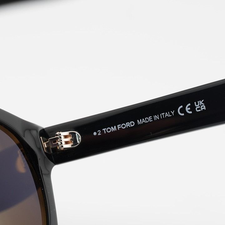 Tom Ford Tamara-02 FT1114 01A Sunglasses Black Oval Frame display picture 1
