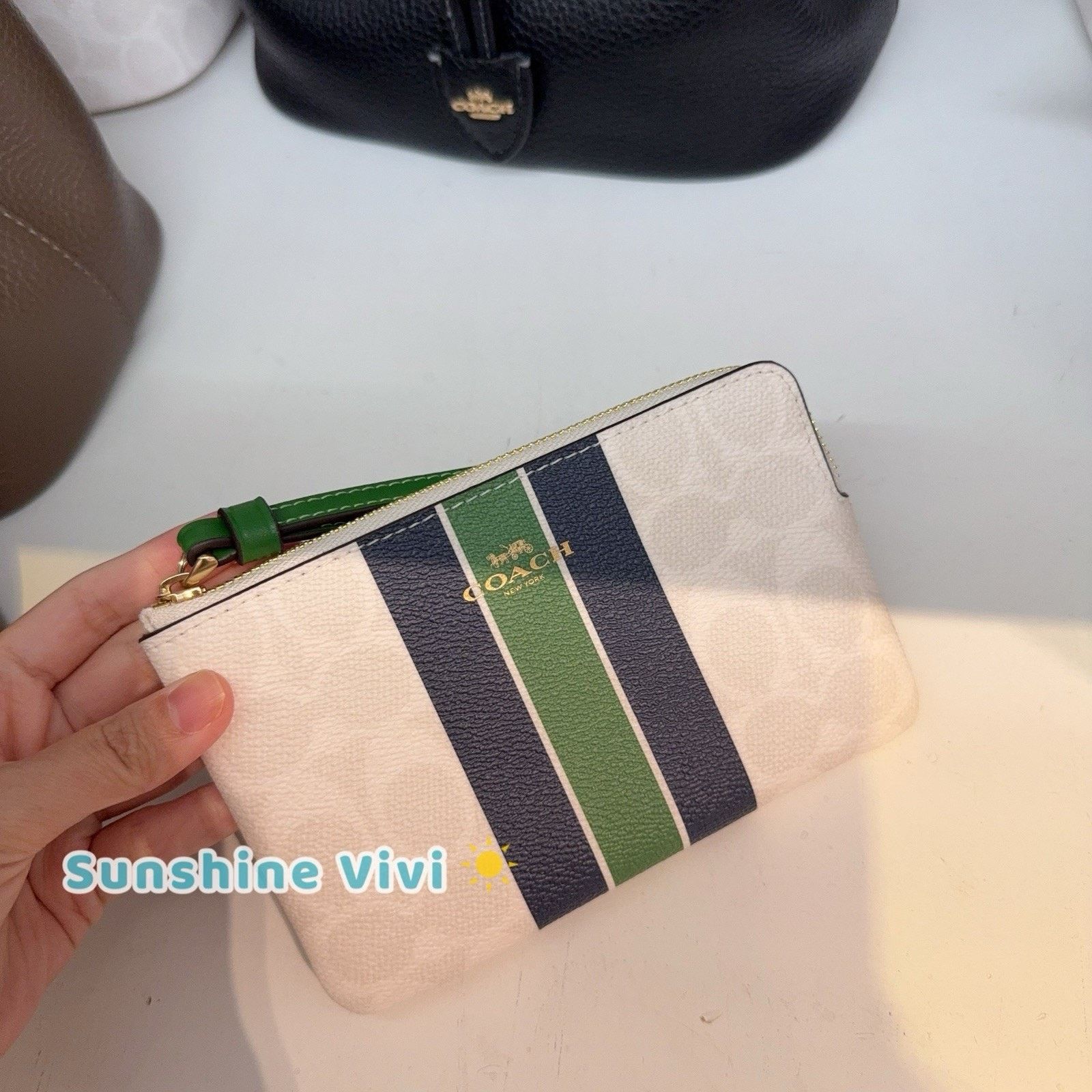 Coach NWT Coach Corner Zip Wristlet Varsity Stripe Kelly CBP19 Size ONE SIZE - 2 Thumbnail