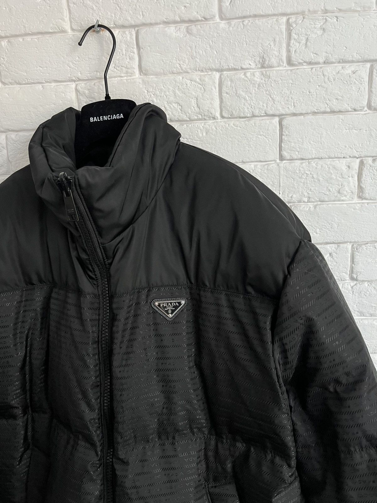 Prada 23AW re-nylon reversible down Prada jacket Size US M / EU 48-50 / 2 - 4 Thumbnail