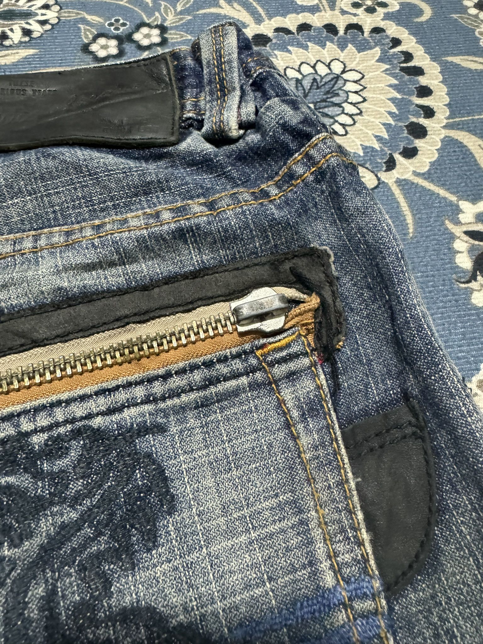 Diesel × Vintage Vintage Diesel Industry Model Slammer Distressed Jeans Size US 32 / EU 48 - 12 Thumbnail