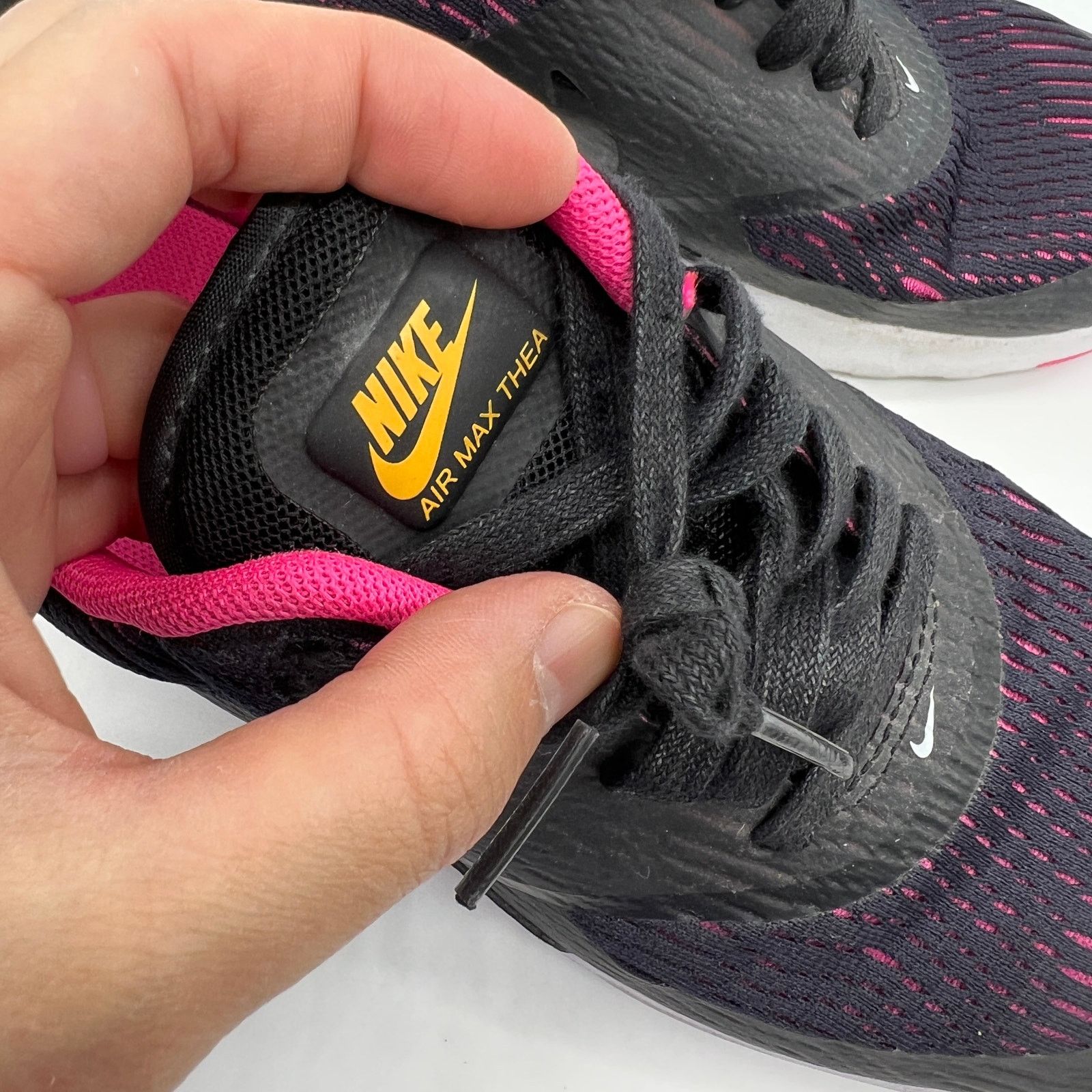 Nike Nike Women's Athletic Shoes Size 6 US Black Pink Size US 6 / IT 36 - 10 Thumbnail