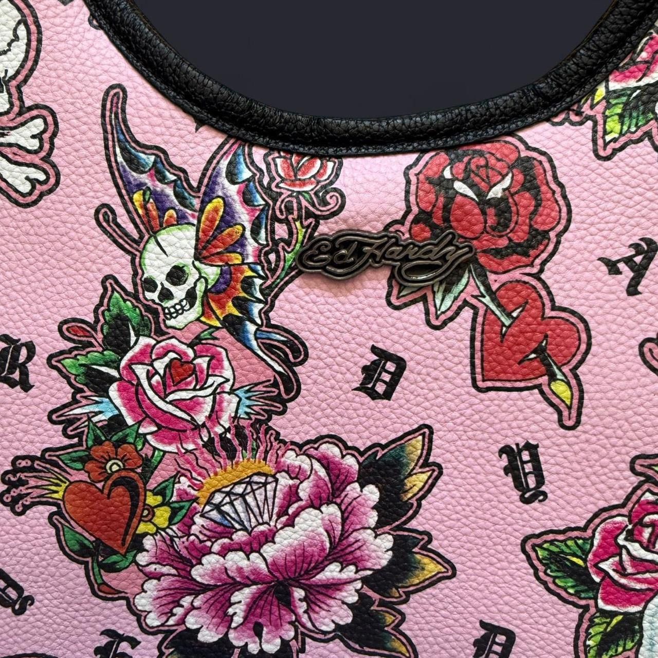 Ed Hardy NWT ed hardy pink shoulder tote w/ skulls & hearts Size ONE SIZE - 4 Thumbnail