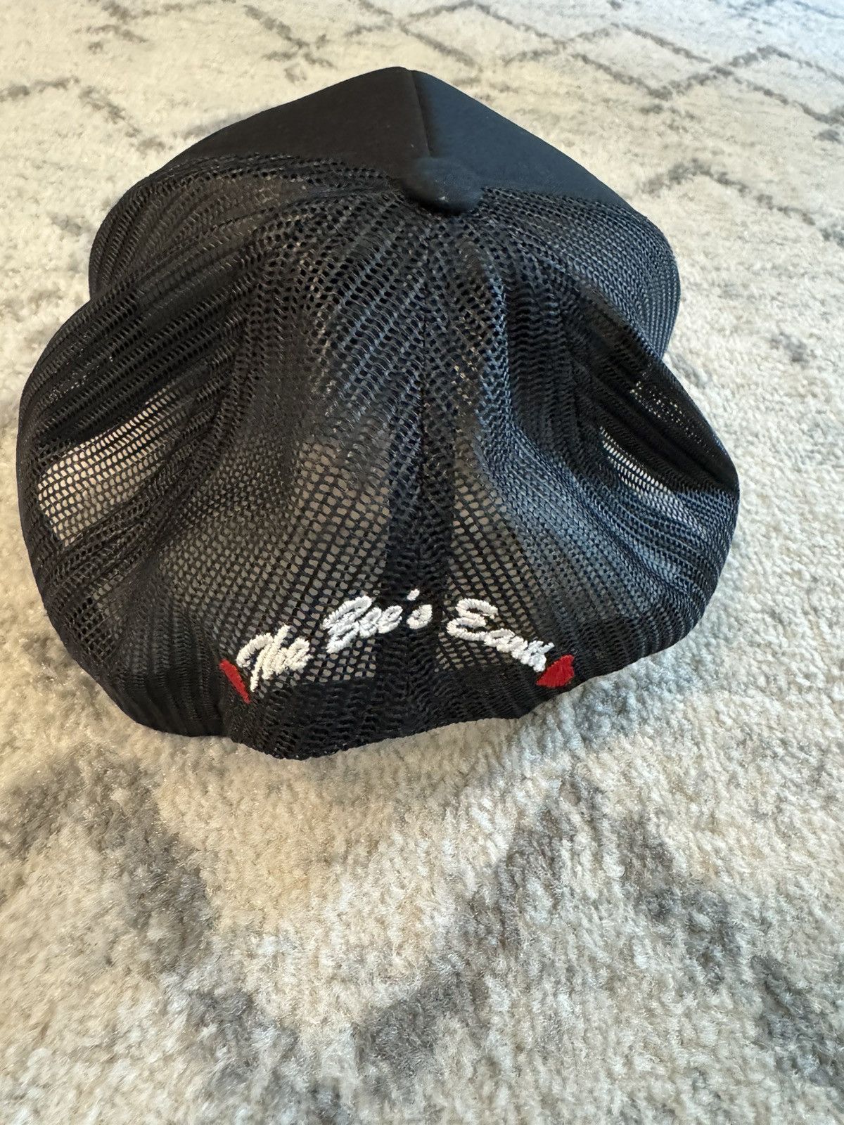 Yupong The Bee’s Earth Hat Size ONE SIZE - 2 Thumbnail