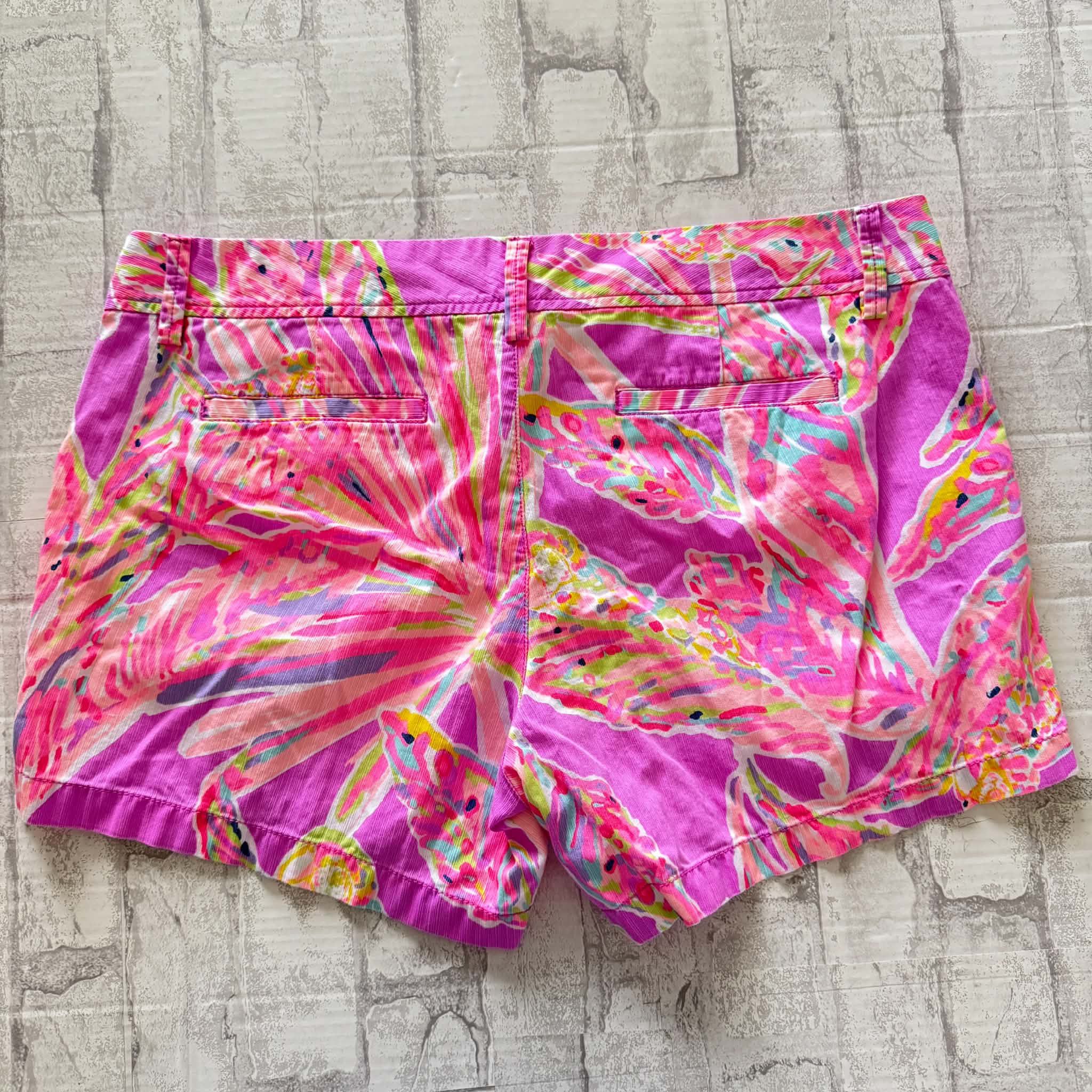 Lilly Pulitzer Lilly Pulitzer Callahan Shorts Pink Floral Cotton Preppy Size 38" / US 16 / IT 52 - 2 Thumbnail