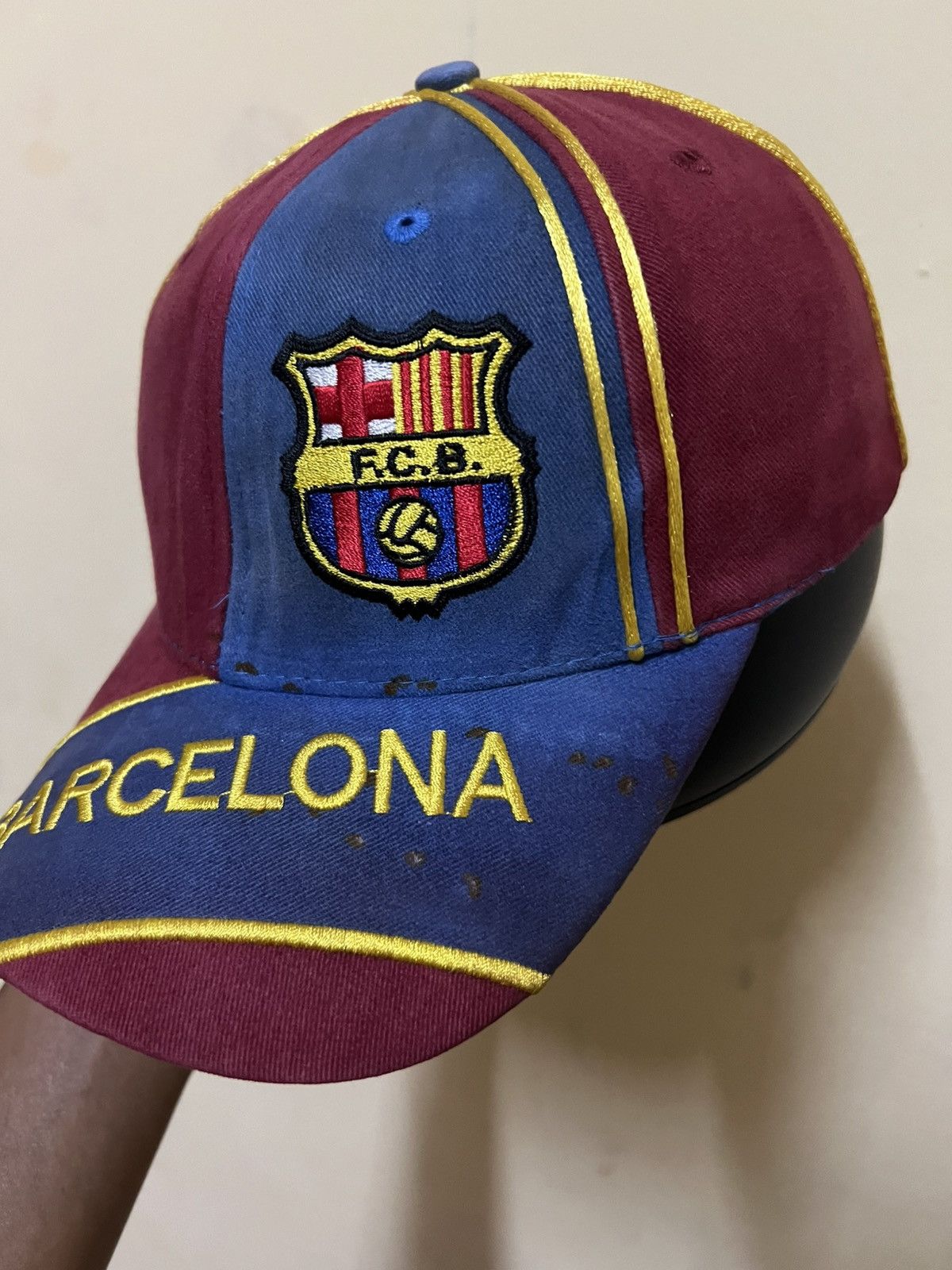Vintage Vintage FC Barcelona Hat Size ONE SIZE - 6 Thumbnail