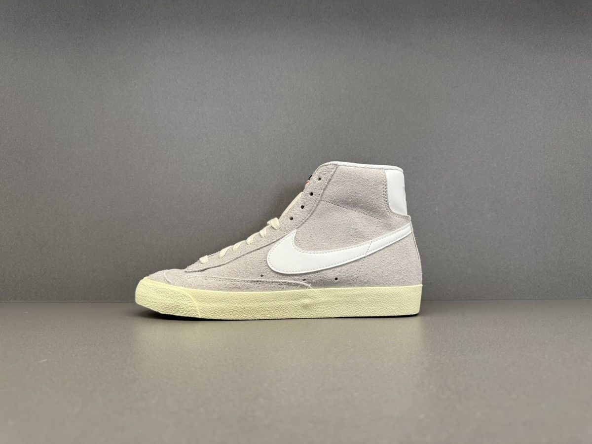 Nike Nike Blazer Mid 77 SE Vintage Light Bone Alabaster Women’s Size US 8 / IT 38 - 5 Thumbnail
