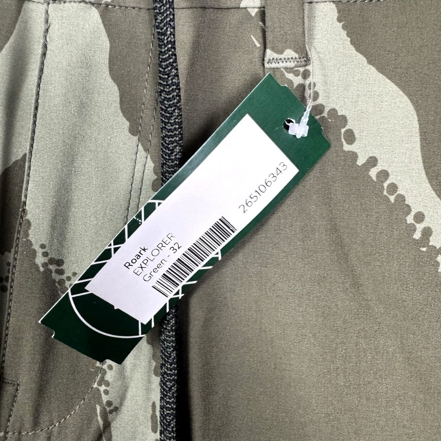Roark Roark Shorts Mens 32x8 Explorer 2.0 Hybrid Camo Stretch Green Wicking Zip Pocket Size US 32 / EU 48 - 3 Thumbnail