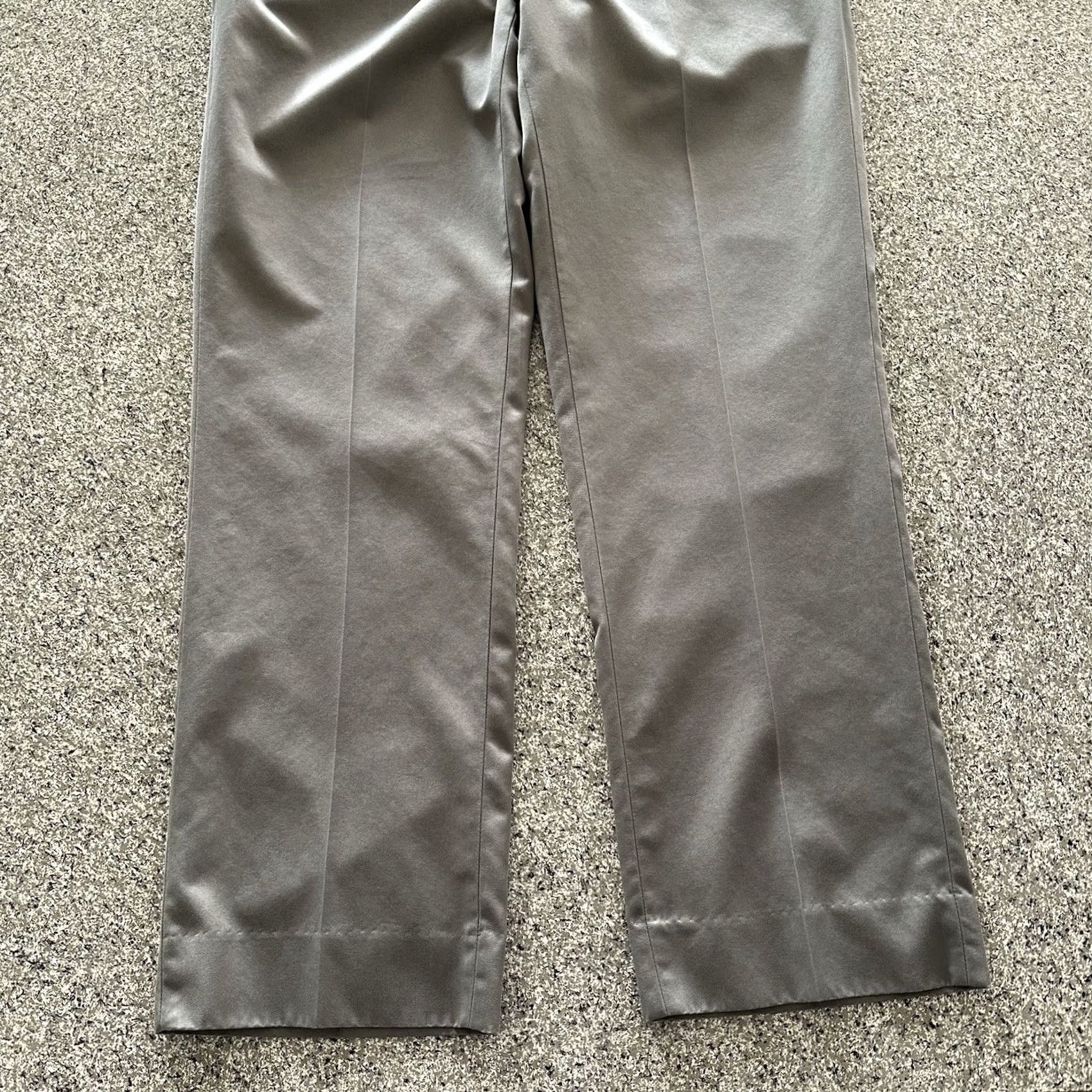 Hart Schaffner Marx Hart Schaffner Marx Pants 34x32 Flat Straight Khaki Gray Dress Pants Mens Regular Cotton Front Flat Chino Style Dress Pants Mens Size US 34 / EU 50 - 3 Thumbnail