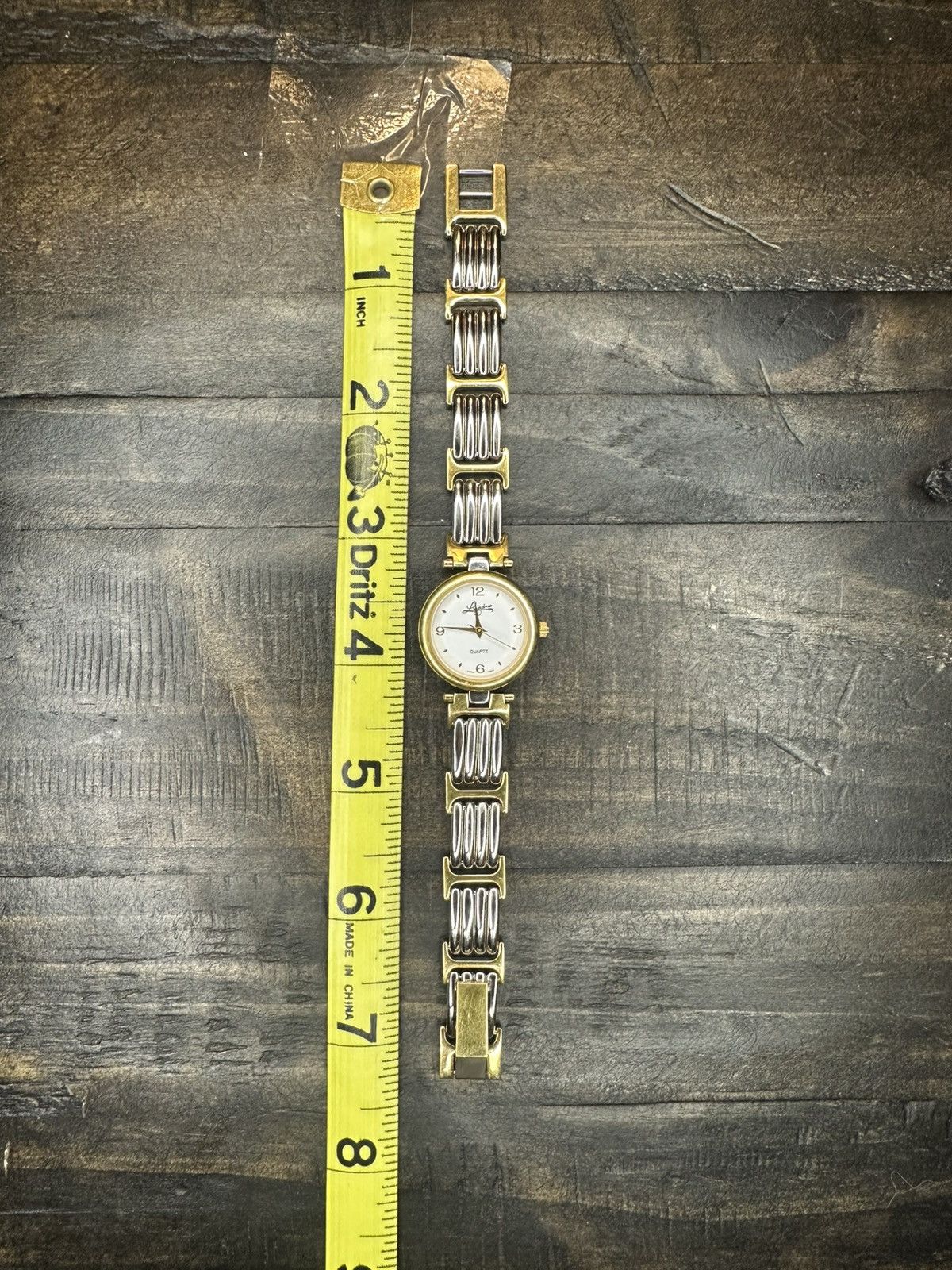 Other Gold tone stainless steel analogue linked watch Size ONE SIZE - 3 Thumbnail