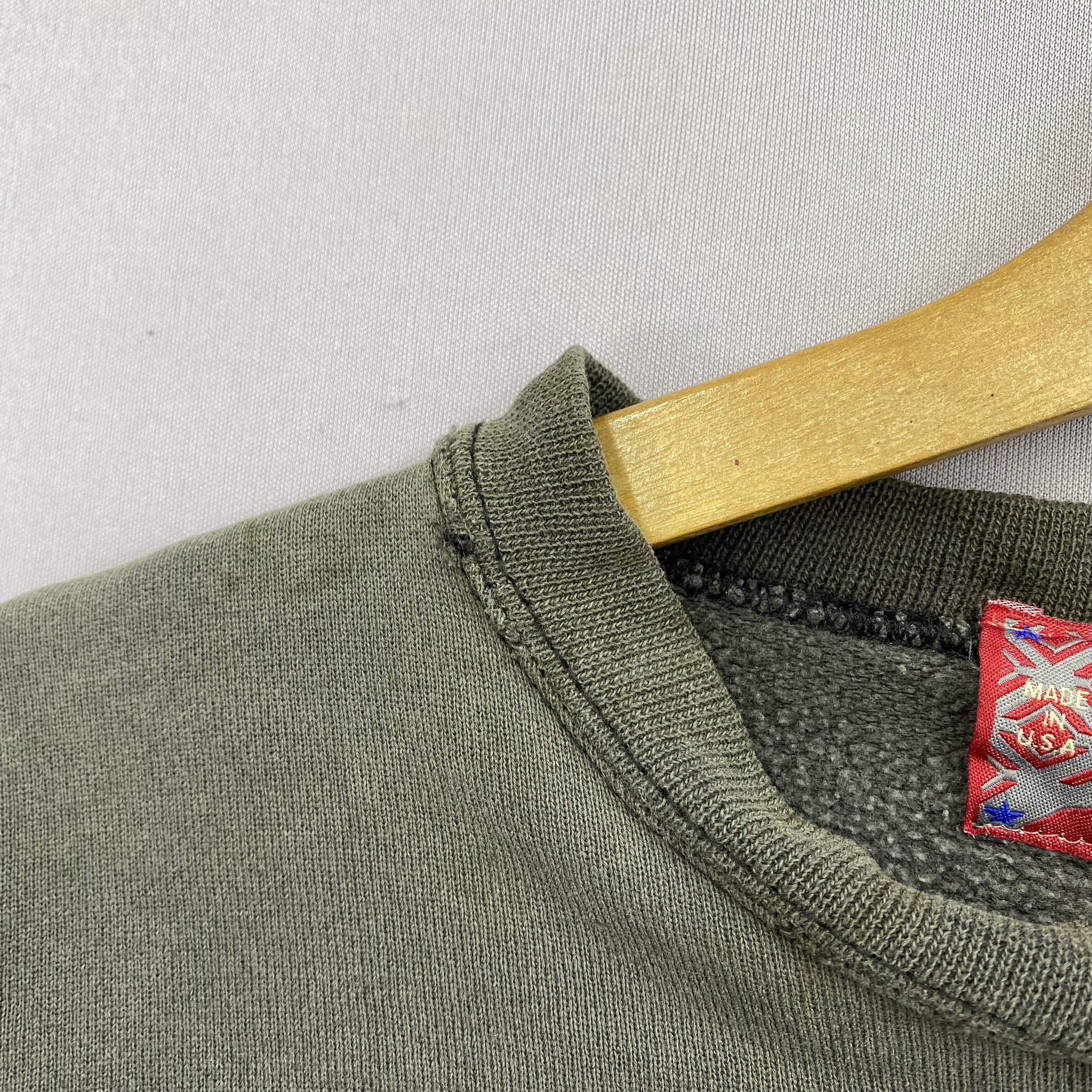 Converse Vintage 90s Converse Sweater Distressed Faded Sweatshirt Size US L / EU 52-54 / 3 - 5 Thumbnail