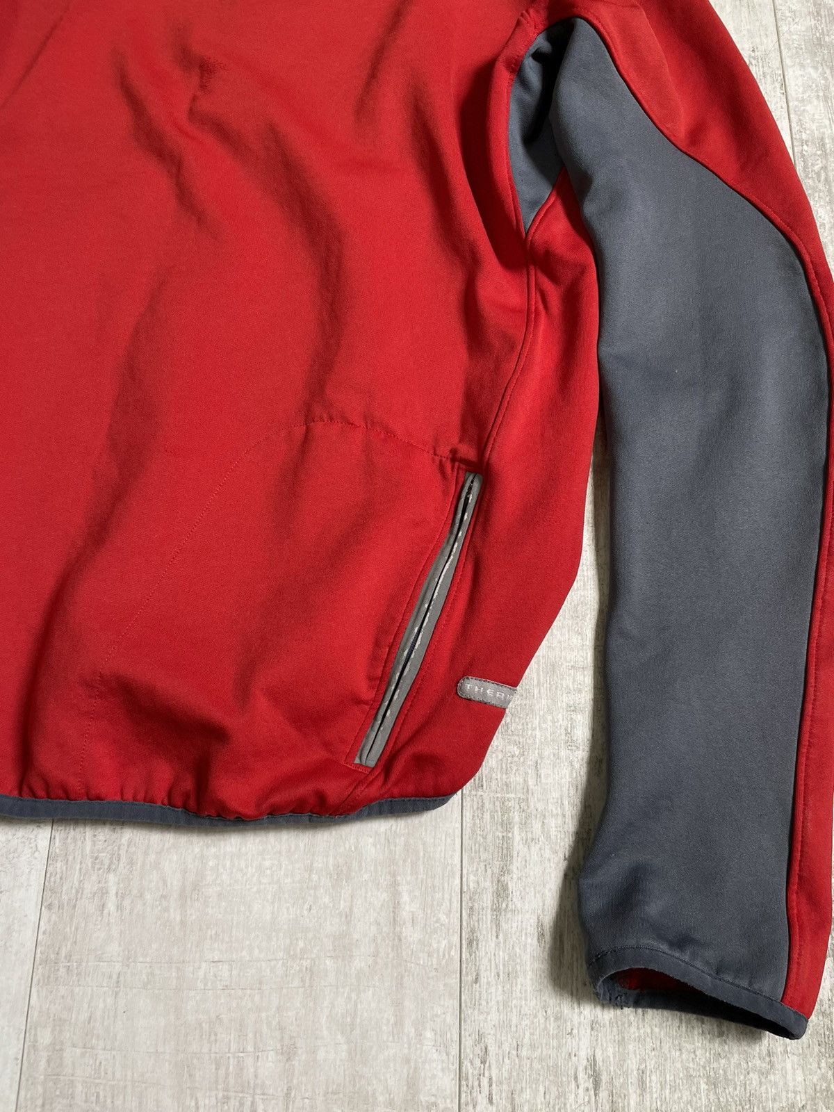 Nike Vintage Nike 90’s Sweatshirt 1/4 Zip Y2K Therma Fit Swoosh Size US M / EU 48-50 / 2 - 6 Thumbnail