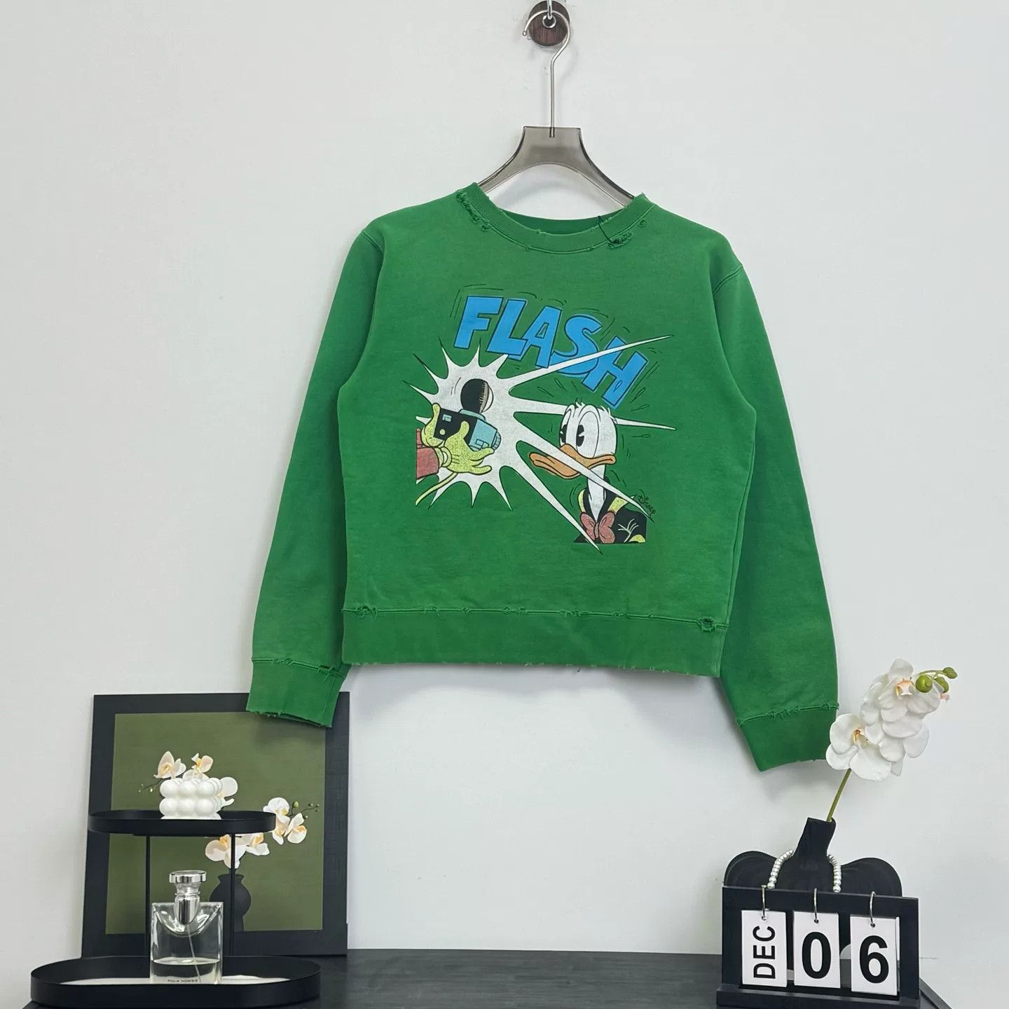 Gucci Gucci Green Sweatshirt with Donald Duck Design Size US S / EU 44-46 / 1 - 1 Thumbnail