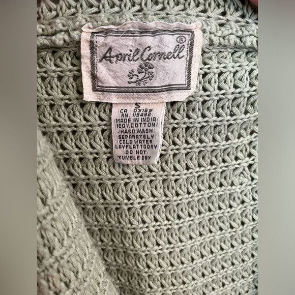 Vintage Vintage 1970s crochet cardigan Size S / US 4 / IT 40 - 4 Thumbnail