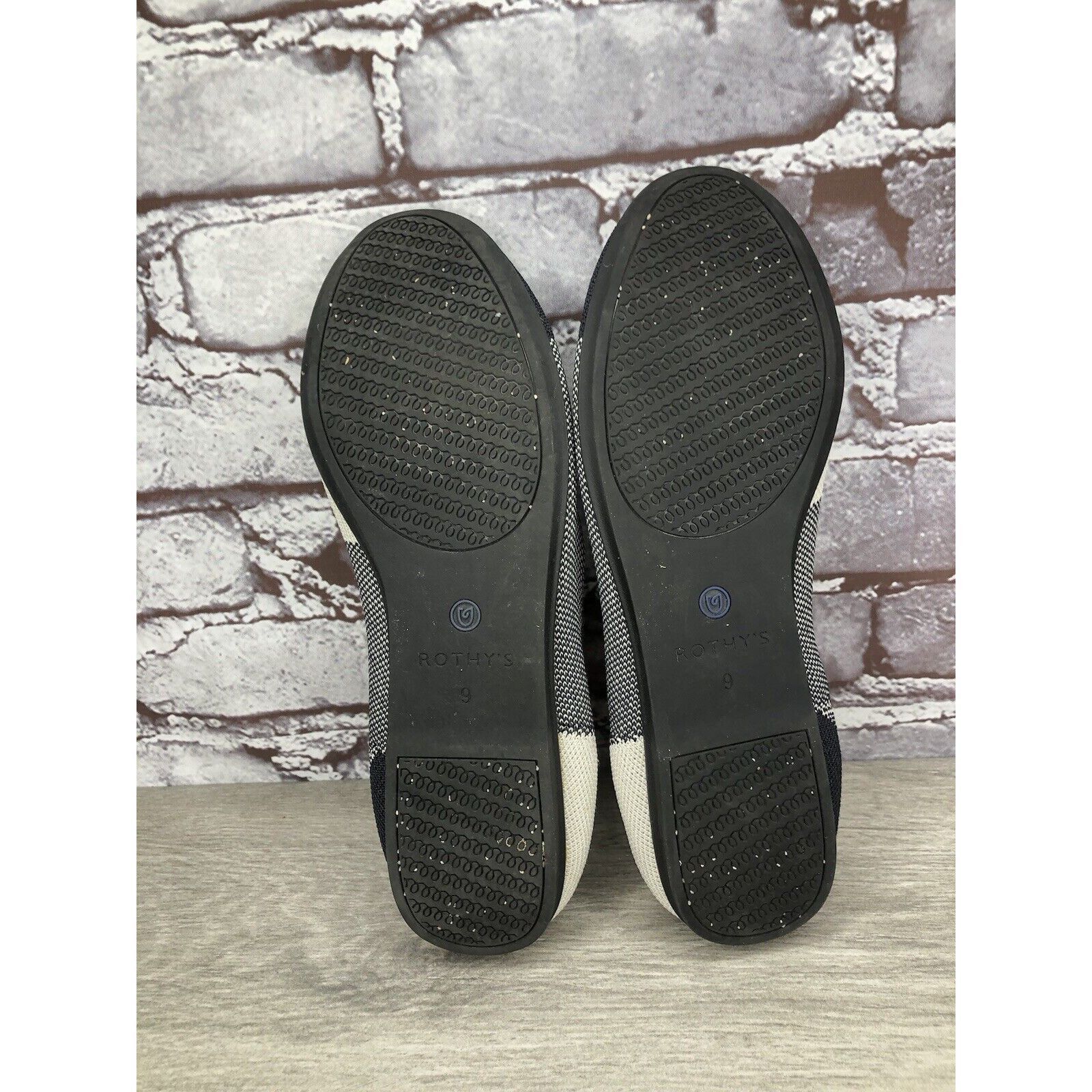 Other Rothy’s The Flat Captoe Dove Grey Black Plaid Knit Round Bal Size US 9 / IT 39 - 10 Thumbnail