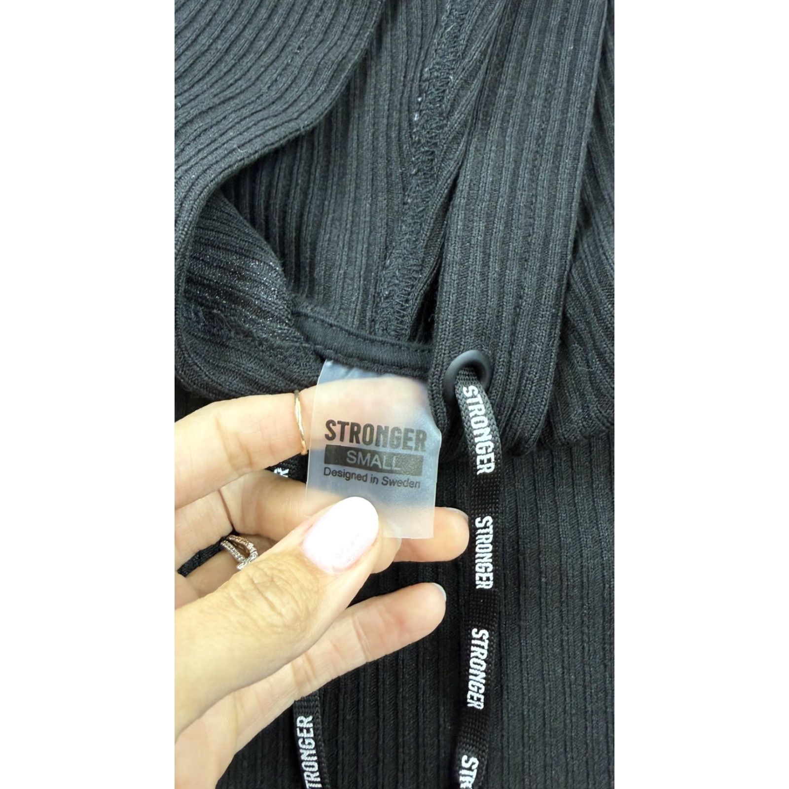 Vintage VINTAGE? No. Stronger Hoodie Womens Small Black Ribbed Knit Cropped Long Sleeve Pullover Size S / US 4 / IT 40 - 6 Thumbnail