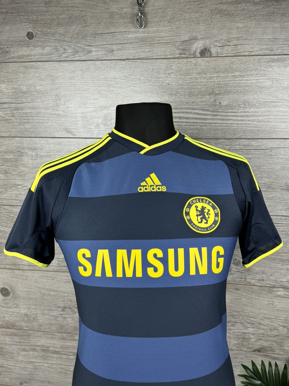 Adidas × Chelsea Soccer Adidas Soccer Jersey Chelsea 2009 2010 Vintage Size US XXS / EU 40 - 2 Thumbnail