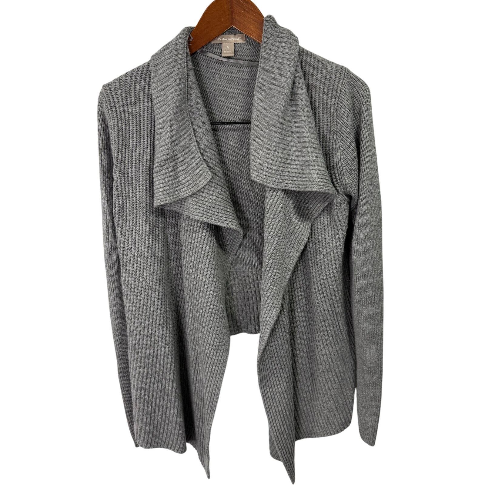 Banana Republic Banana Republic Women’s Sweater Cardigan sz S Chunky #G579 Size S / US 4 / IT 40 - 1 Thumbnail