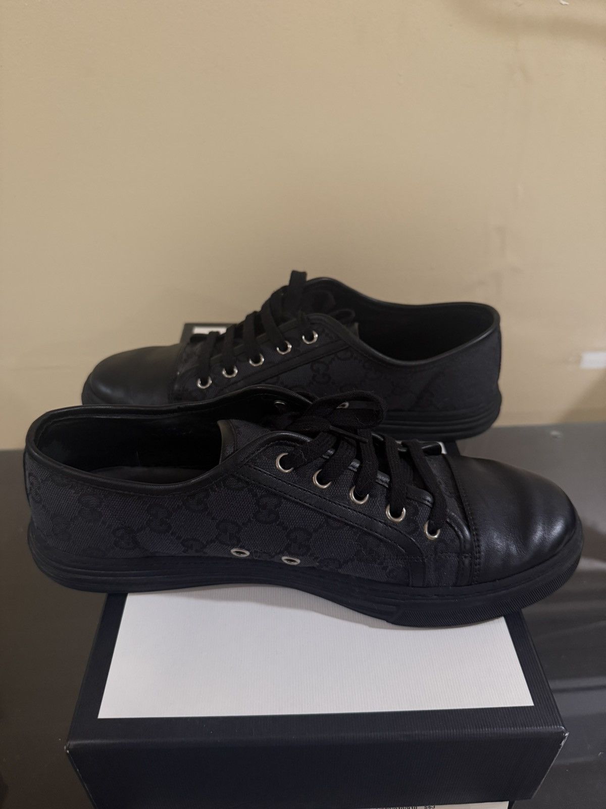 Gucci Gucci GG Canvas and Leather Low Top Sneaker Size US 8 / EU 41 - 4 Thumbnail