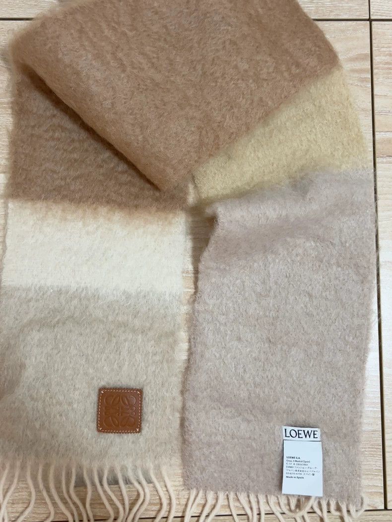 Loewe Loewe Beige Winter Scarf - dmc Size ONE SIZE - 1 Thumbnail