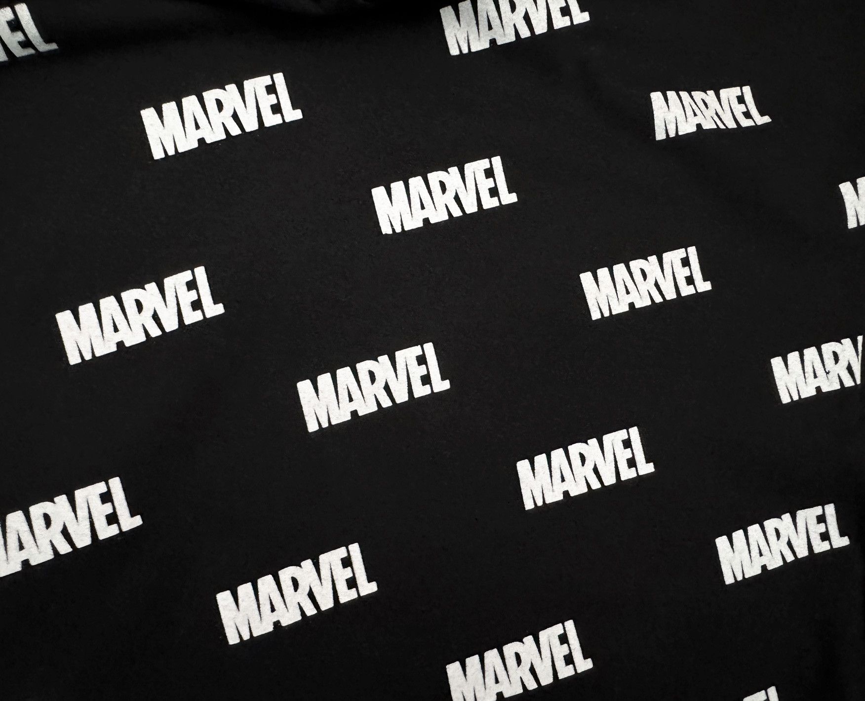 Marvel Comics MARVEL Limited Edition Logo Repeat Tee from Japan Size US L / EU 52-54 / 3 - 6 Thumbnail