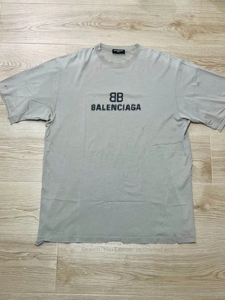 Balenciaga Balenciaga Gray Distressed Short Sleeve Tee. Size US XS / EU 42 / 0 - 1 Thumbnail