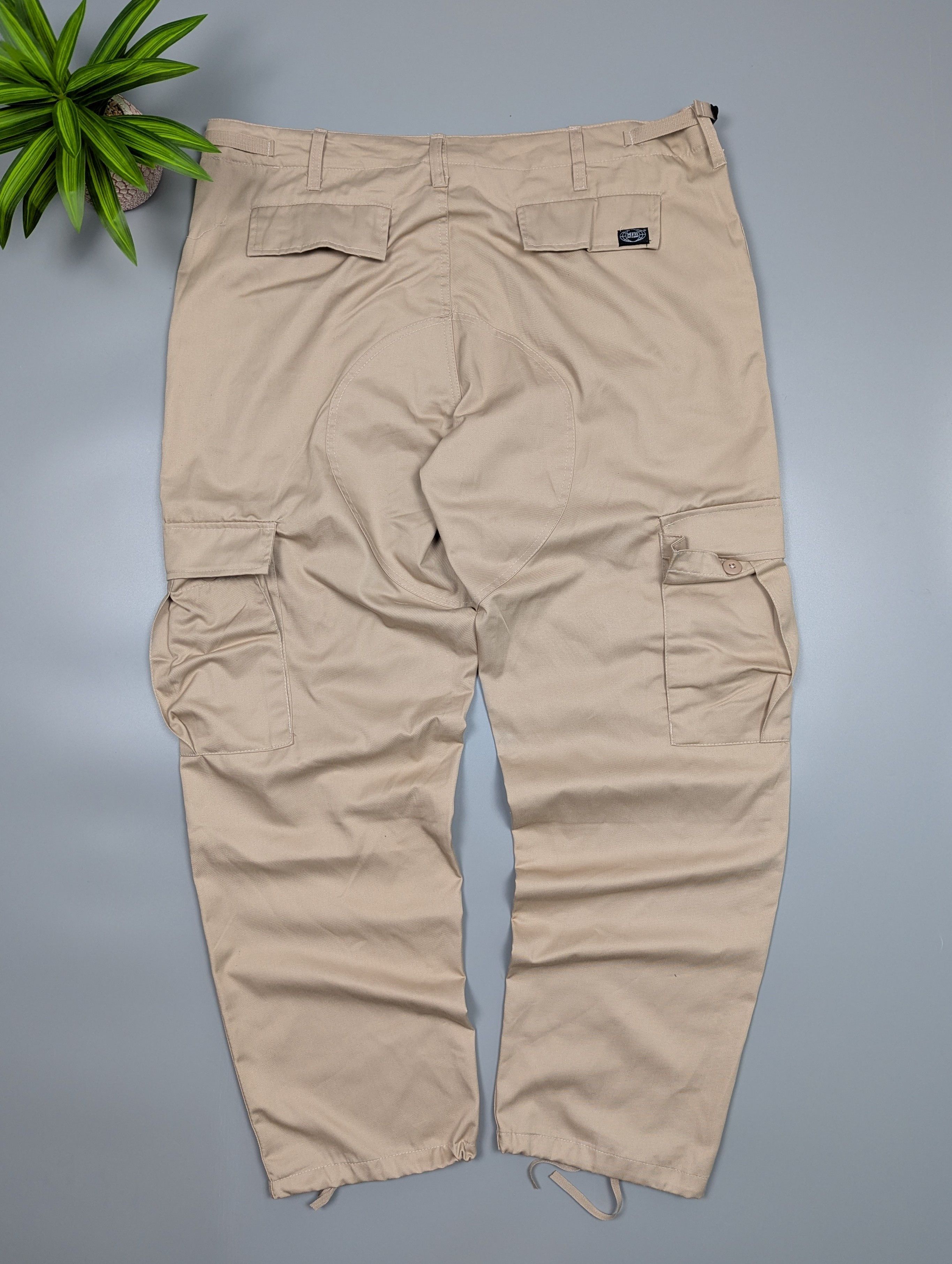 Levi's Vintage Clothing US Army VTG Beige Cargo Pants W39-43 L33-34 Size US 40 / EU 56 - 9 Thumbnail