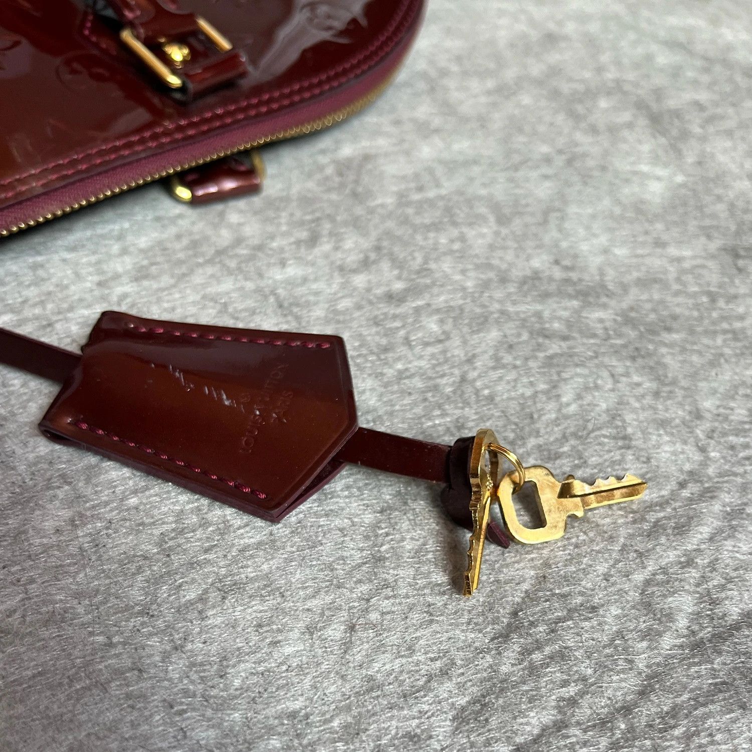 Louis Vuitton The Louis Vuitton Alma GM Bag Size ONE SIZE - 5 Thumbnail
