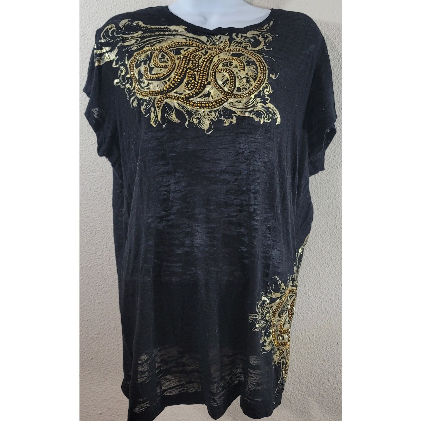 Other Fabulosity Black Gold Metal Studded Burnout Material Top 2X Size XXL / US 16-18 / IT 52-54 - 1 Thumbnail