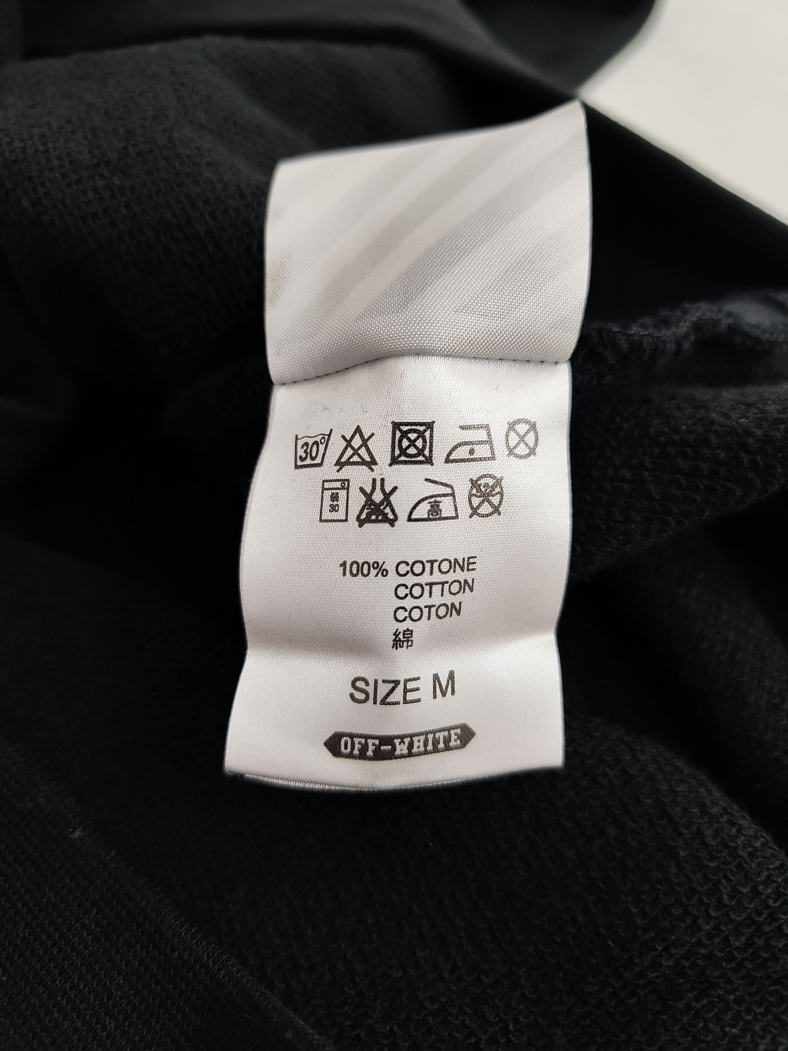 Off-White Off-White "Expo Milano" Size US M / EU 48-50 / 2 - 7 Thumbnail