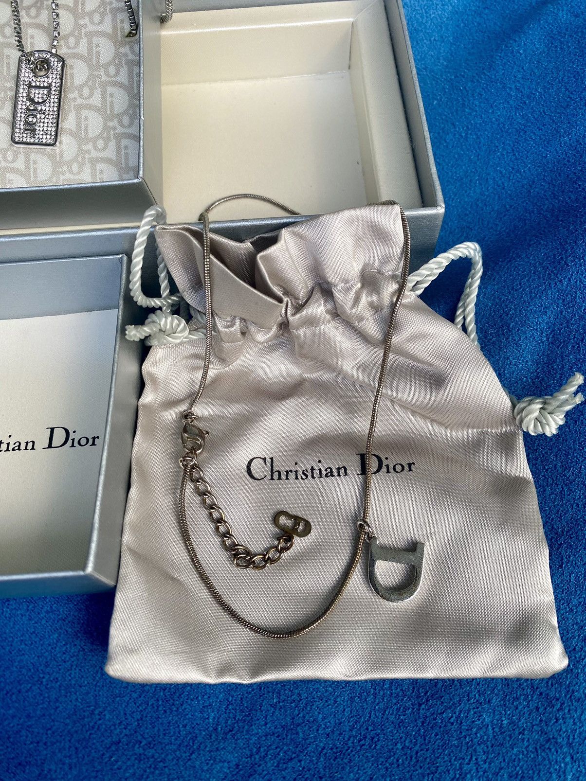 Dior 🔥WITH FREEGIFT🔥One Set Christian dior accessories Size ONE SIZE - 5 Thumbnail